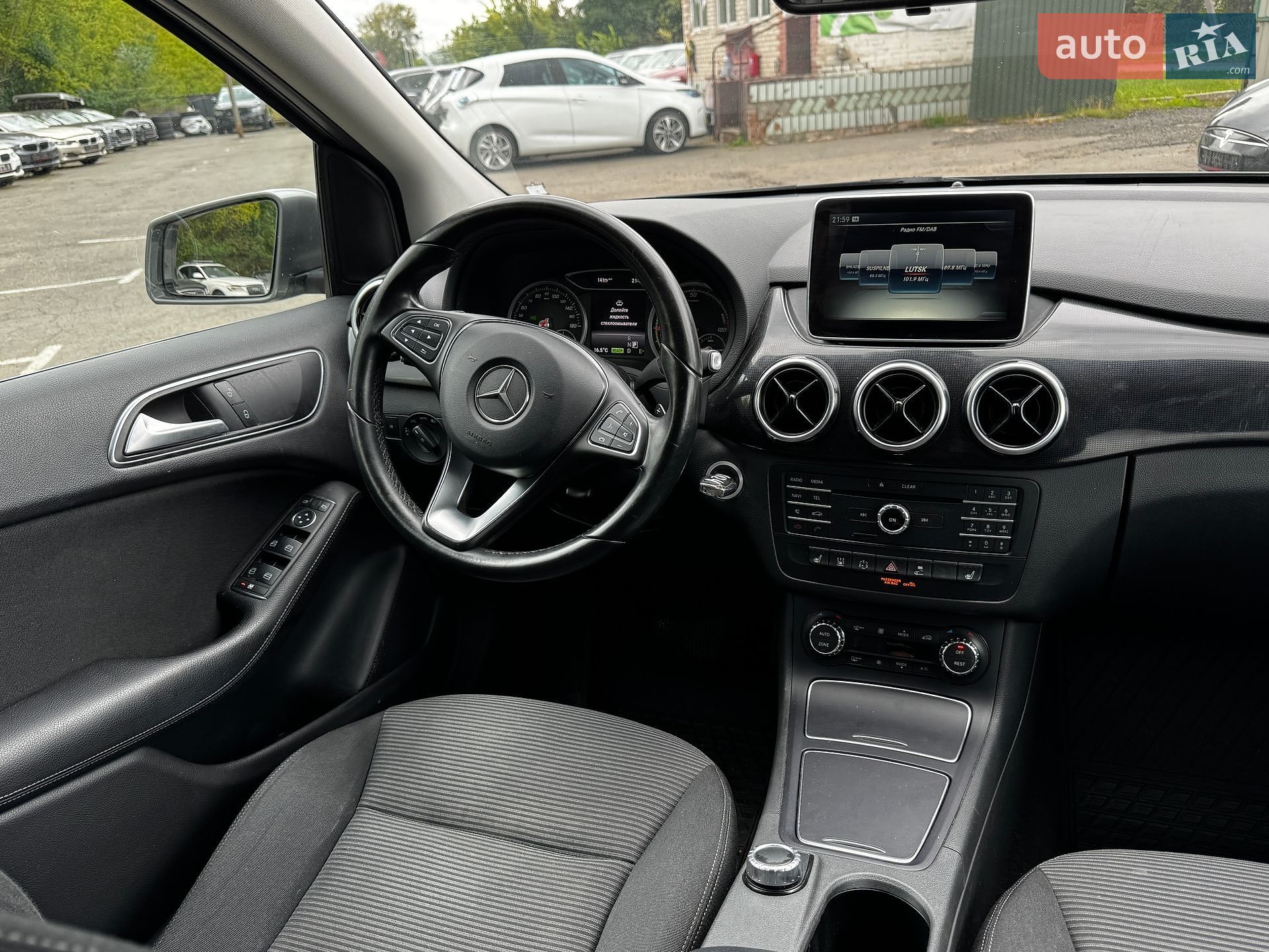Mercedes-Benz B-Class 2015 VIN WDD2428901J008024 фото оголошення 23 з 43