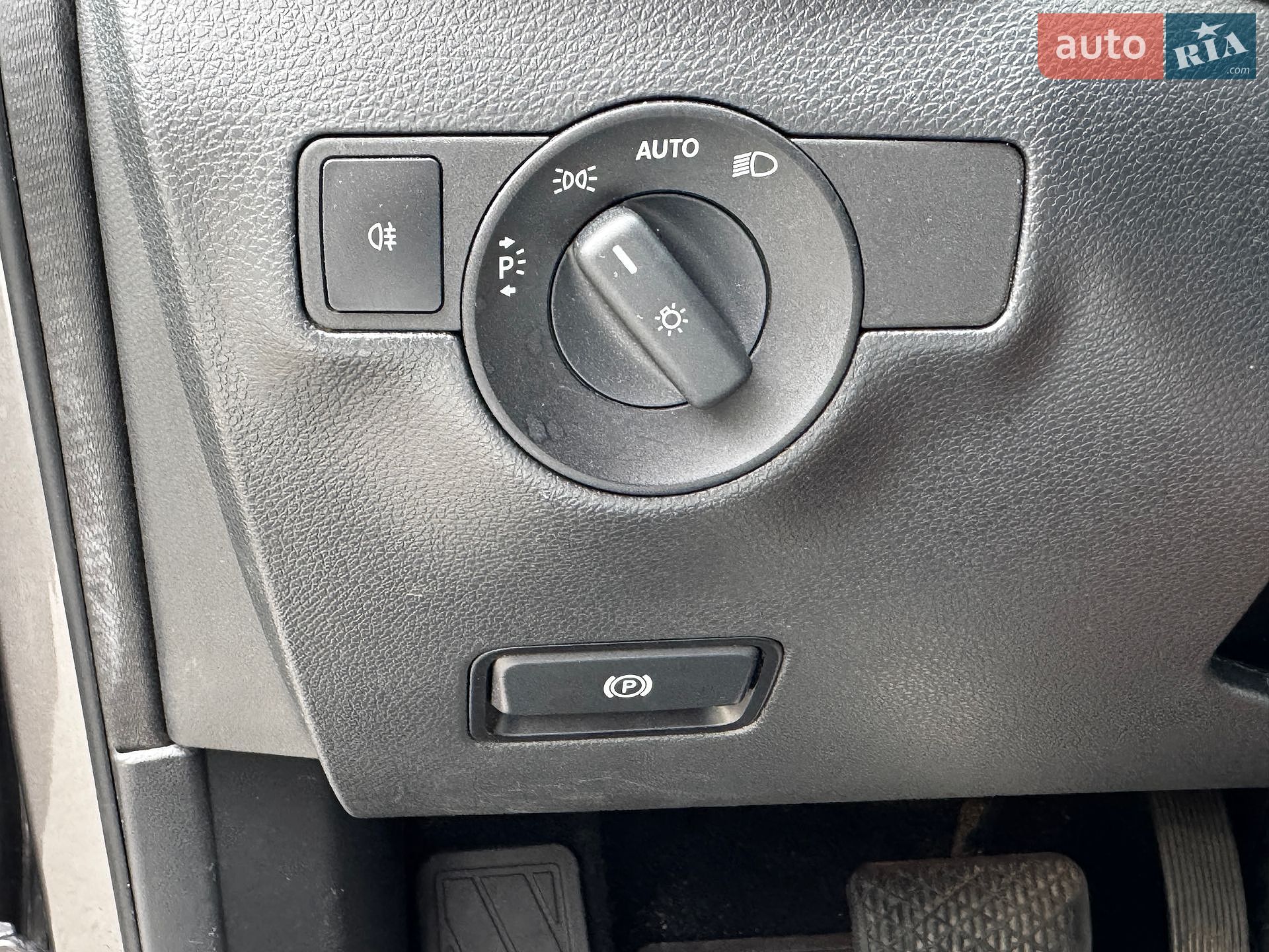Mercedes-Benz B-Class 2015 VIN WDD2428901J008024 фото оголошення 41 з 43