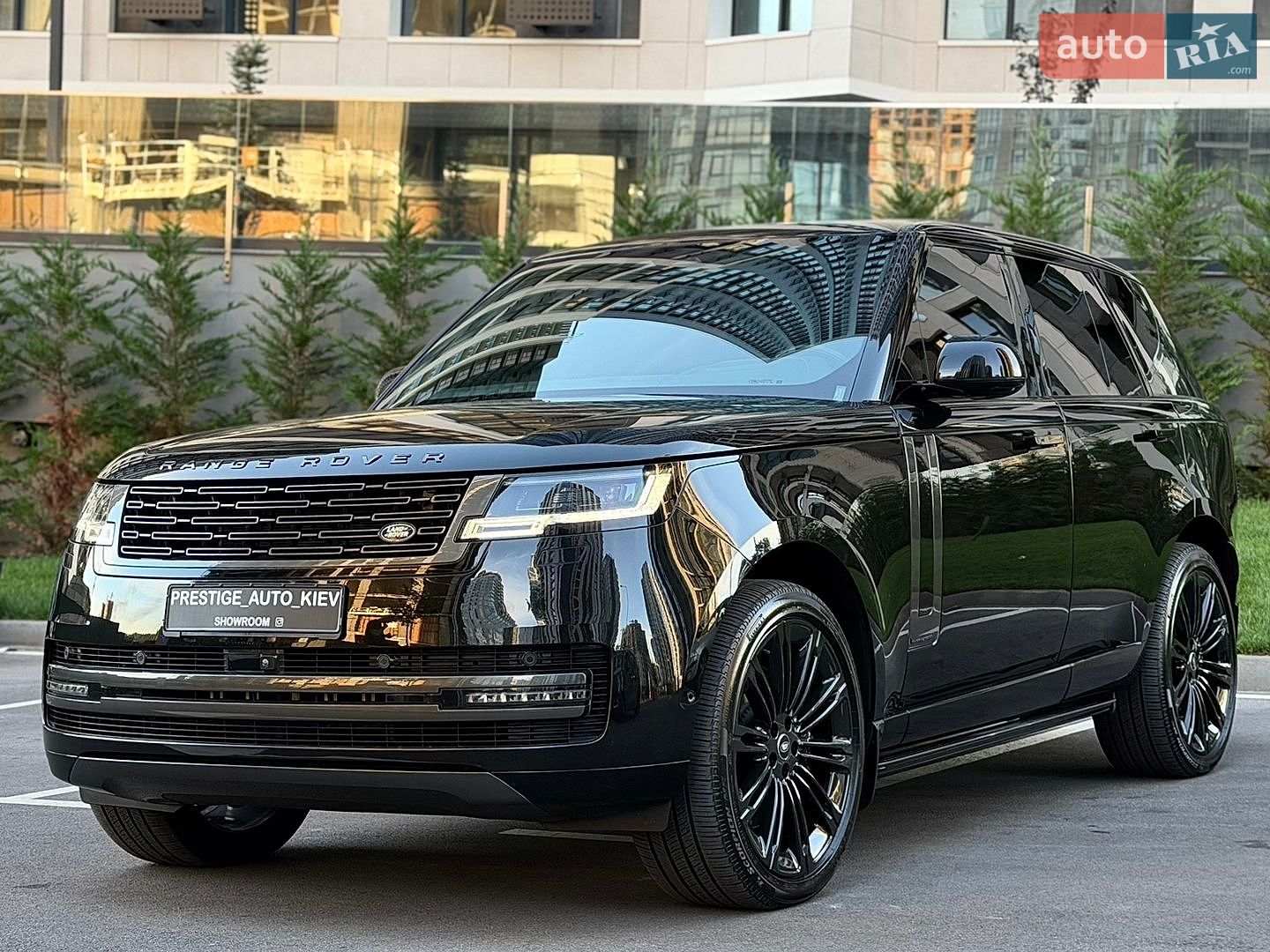 Land Rover Range Rover 2024 VIN SALKA9B95SA292370 фото оголошення 11 з 84