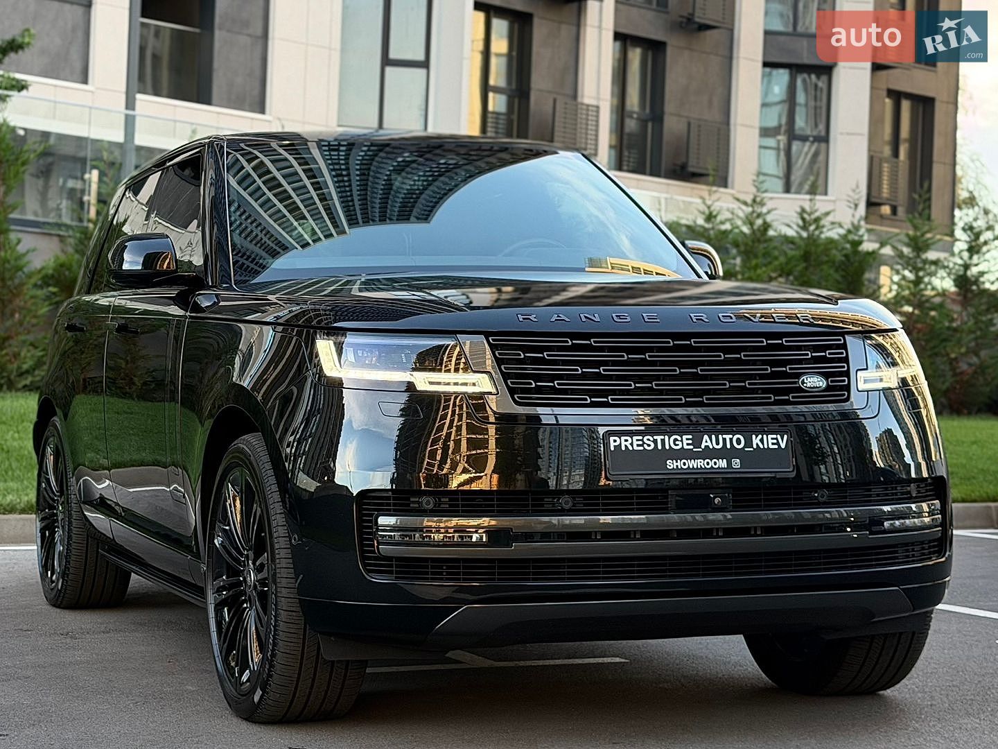 Land Rover Range Rover 2024 VIN SALKA9B95SA292370 фото оголошення 13 з 84