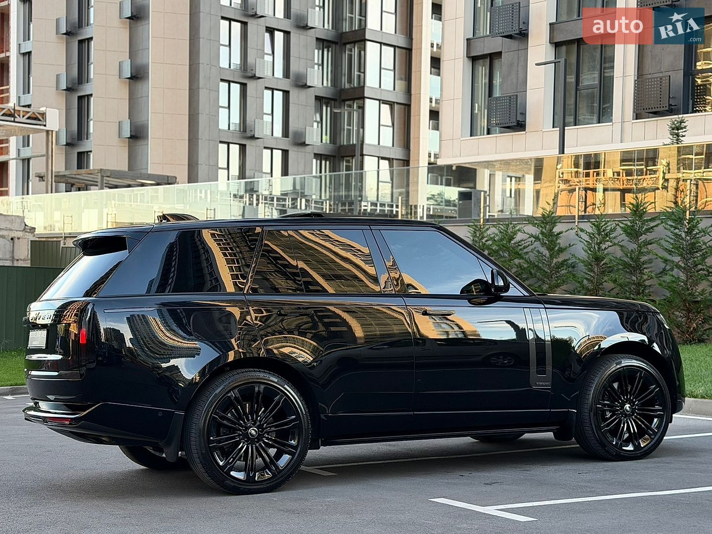 Land Rover Range Rover 2024 VIN SALKA9B95SA292370 фото оголошення 20 з 84