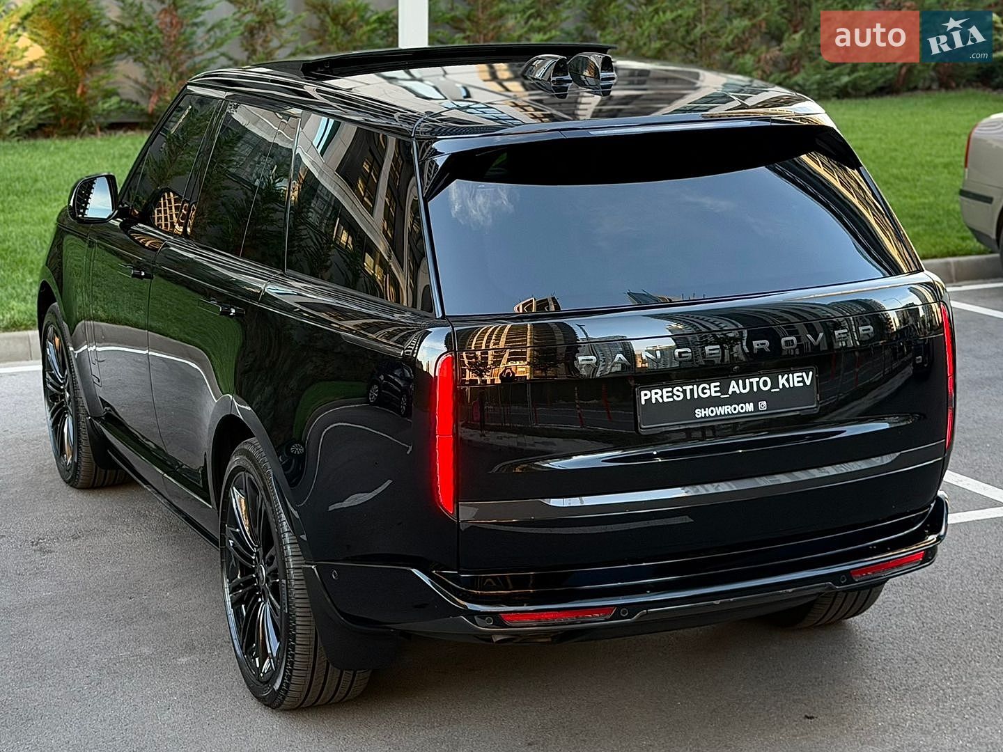 Land Rover Range Rover 2024 VIN SALKA9B95SA292370 фото оголошення 21 з 84