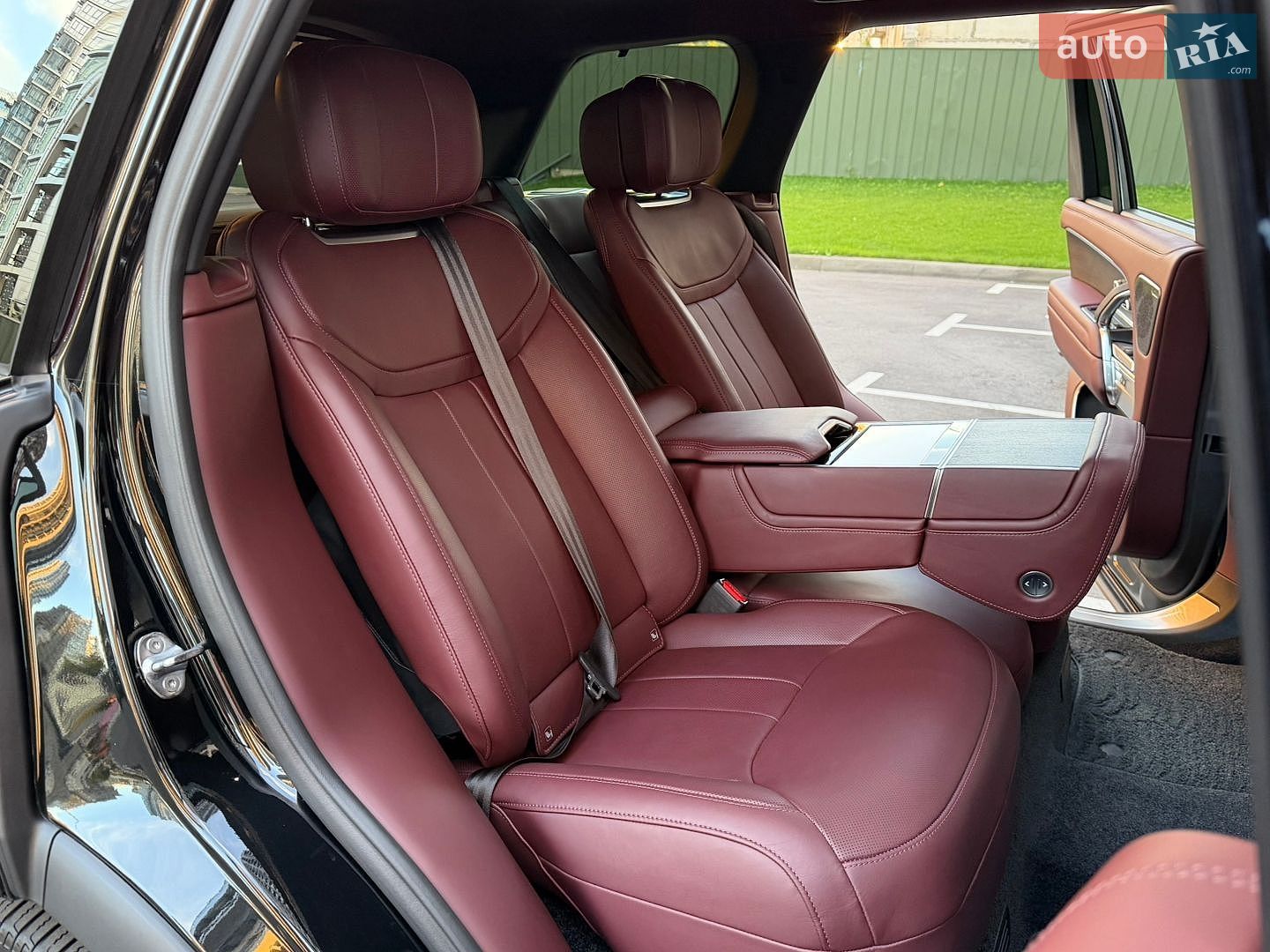 Land Rover Range Rover 2024 VIN SALKA9B95SA292370 фото оголошення 48 з 84