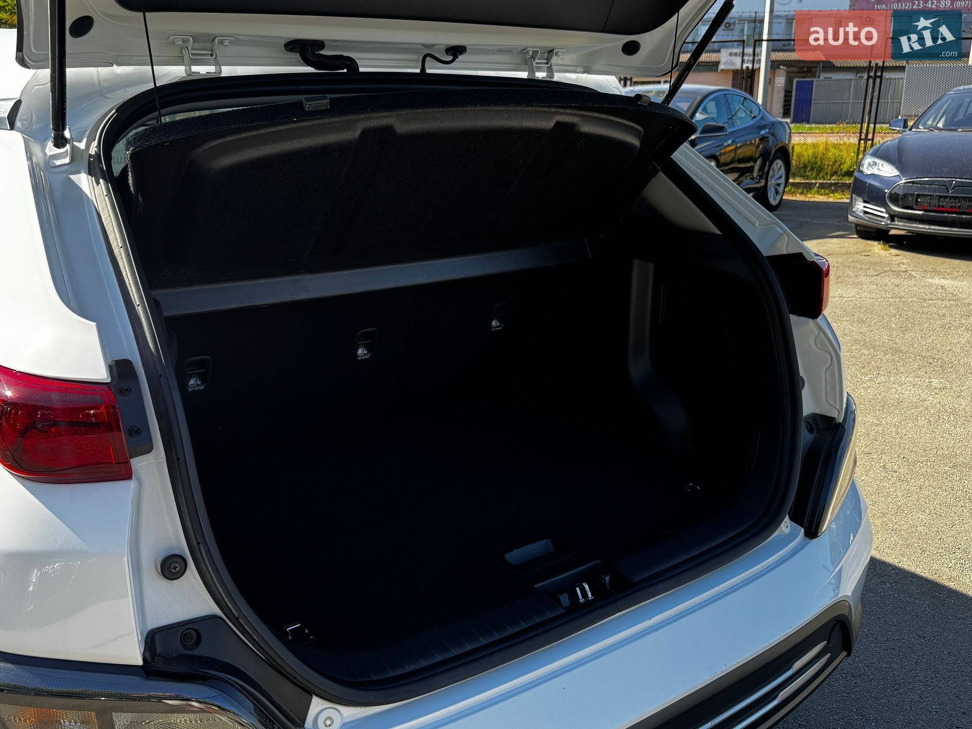 Hyundai Kona Electric 2023 VIN KM8K33AG5PU160984 фото оголошення 11 з 51