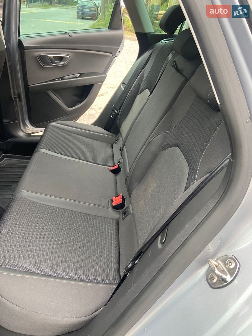 Seat Leon Sportstourer 2019 VIN VSSZZZ5FZLR022846 фото оголошення 13 з 27