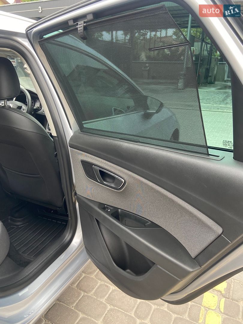 Seat Leon Sportstourer 2019 VIN VSSZZZ5FZLR022846 фото оголошення 15 з 27