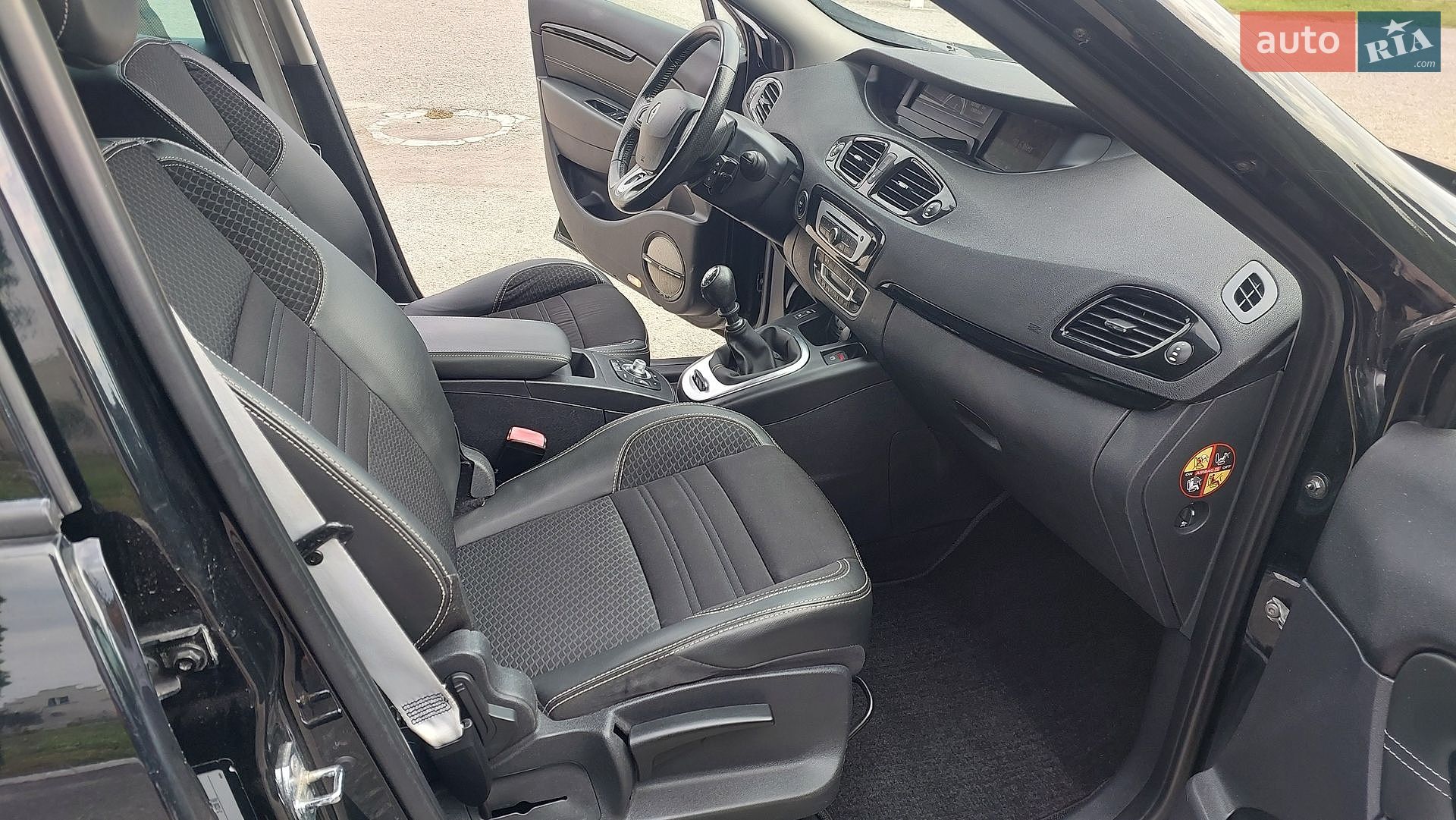 Renault Grand Scenic 2014 VIN VF1JZNAB652357478 фото оголошення 17 з 38