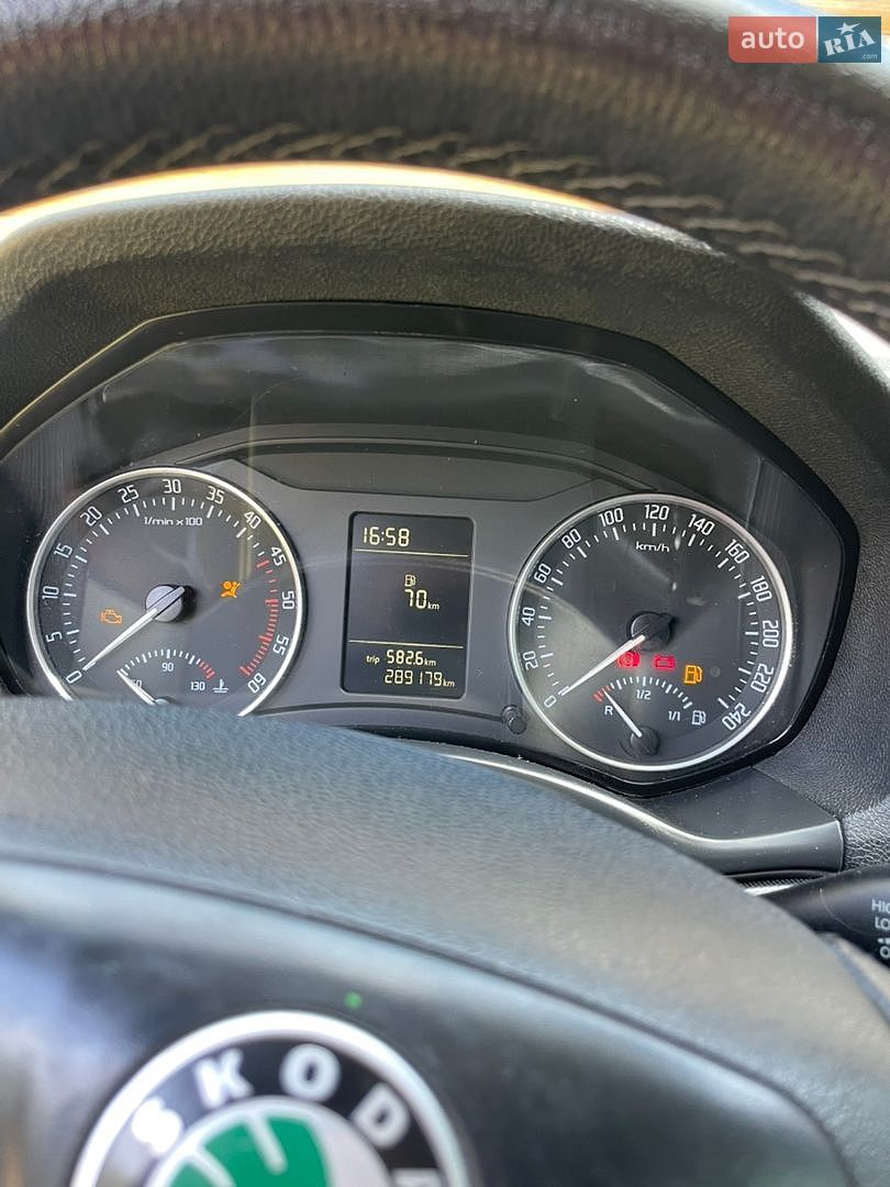 Skoda Octavia 2010 VIN TMBBS4124A8151291 фото оголошення 13 з 14