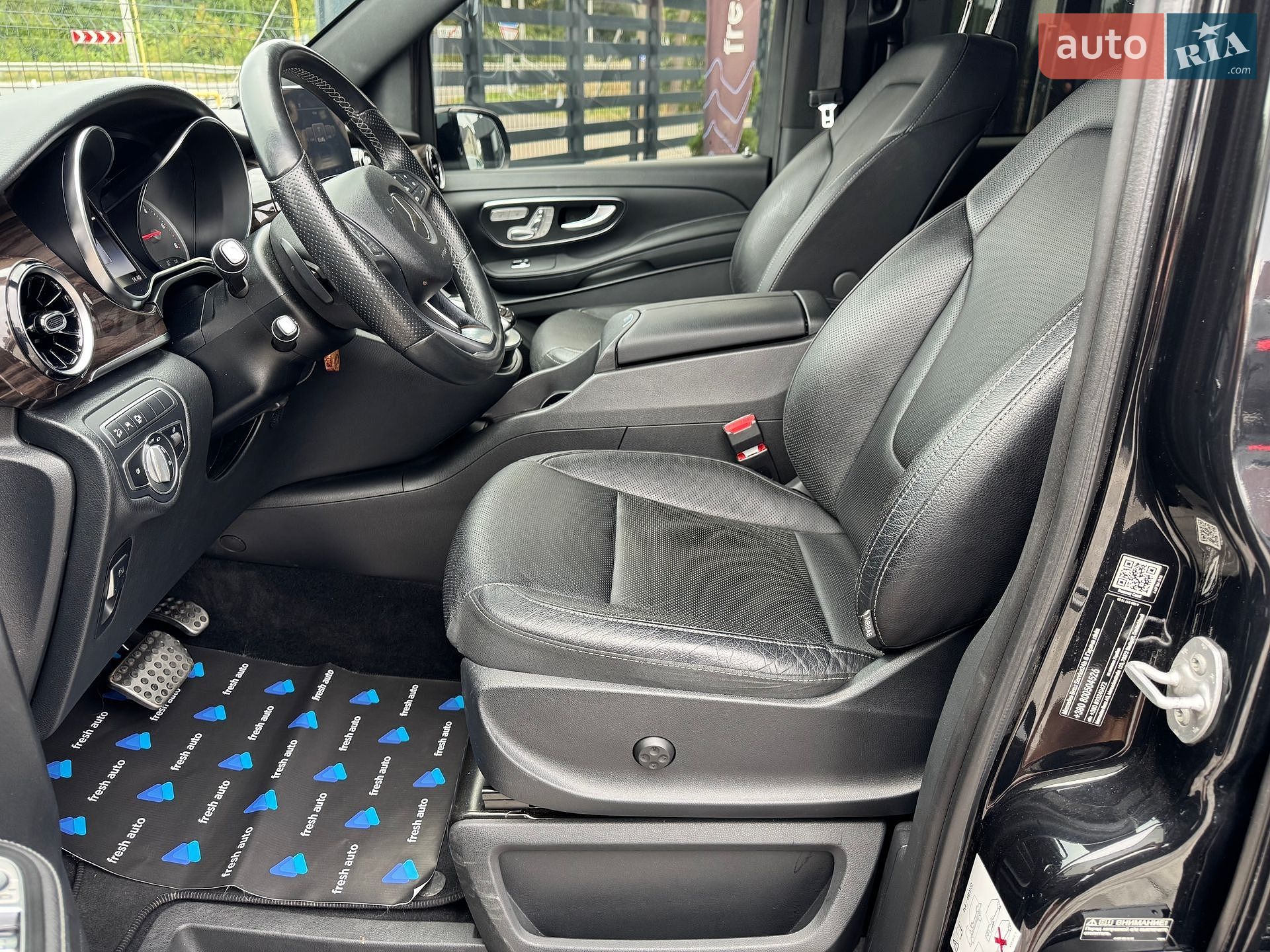 Mercedes-Benz V-Class 2020 VIN W1V44781313706357 фото оголошення 20 з 40