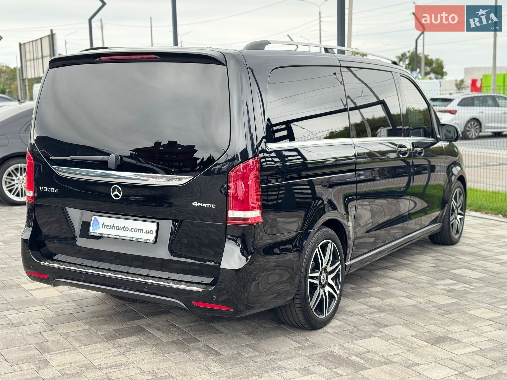 Mercedes-Benz V-Class 2020 VIN W1V44781313706357 фото оголошення 12 з 40