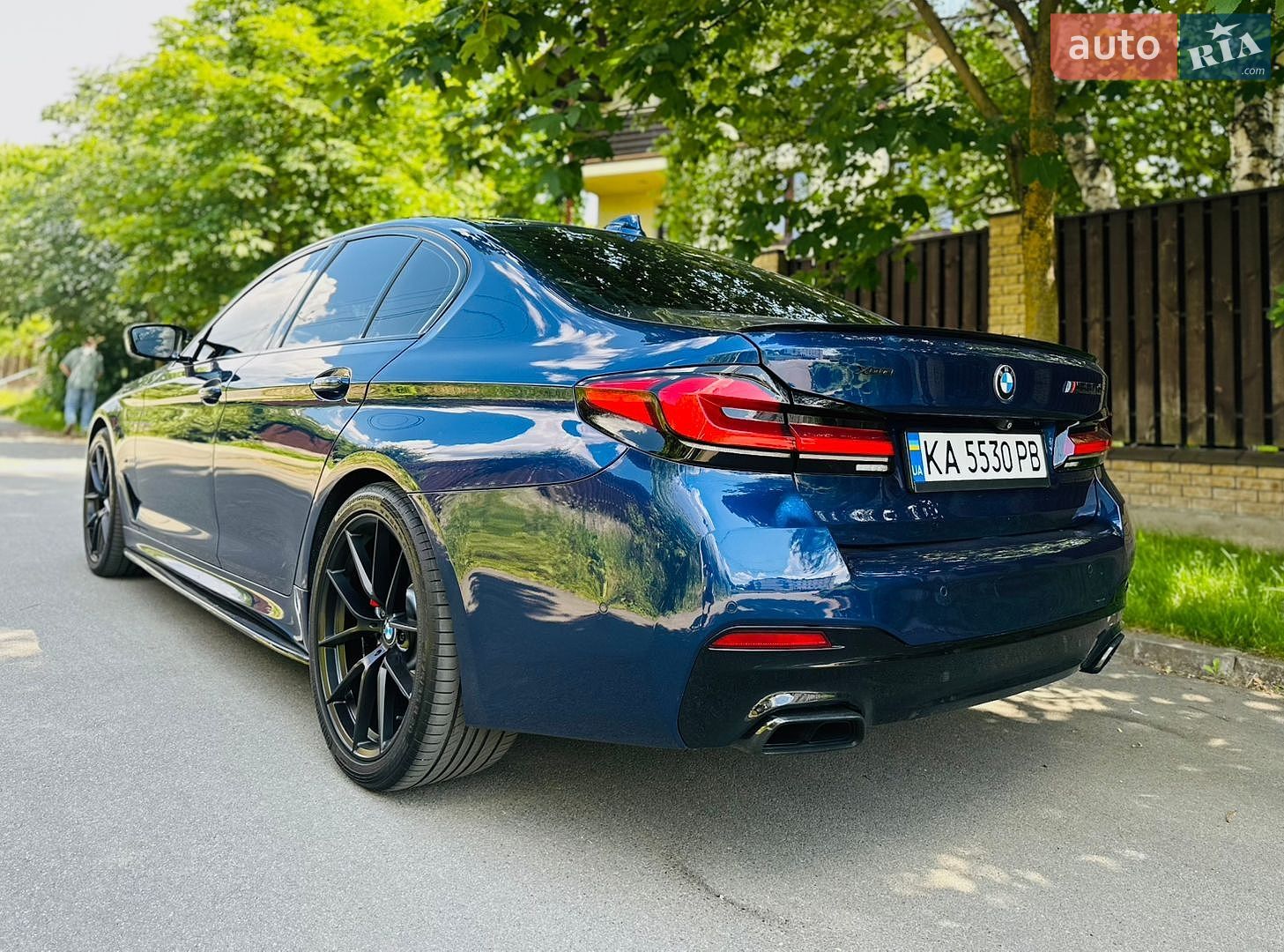 BMW 5 Series 2017 VIN WBAJD11040G884588 фото оголошення 5 з 17