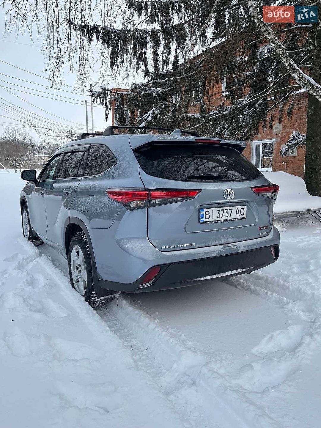 Toyota Highlander 2020 VIN 5TDBZRBH8LS045971 фото оголошення 4 з 17