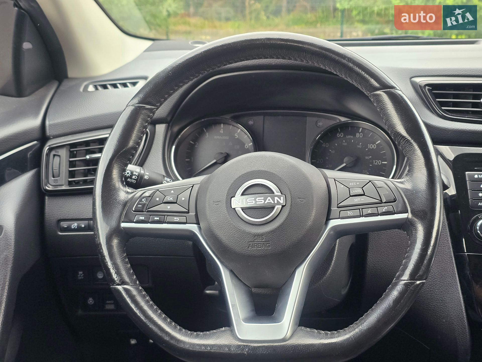 Nissan Rogue Sport 2019 VIN JN1BJ1CR3KW627137 фото оголошення 14 з 32