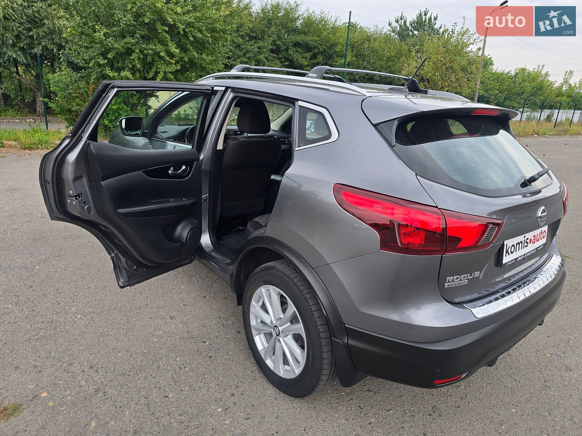 Nissan Rogue Sport 2019 VIN JN1BJ1CR3KW627137 фото оголошення 17 з 32