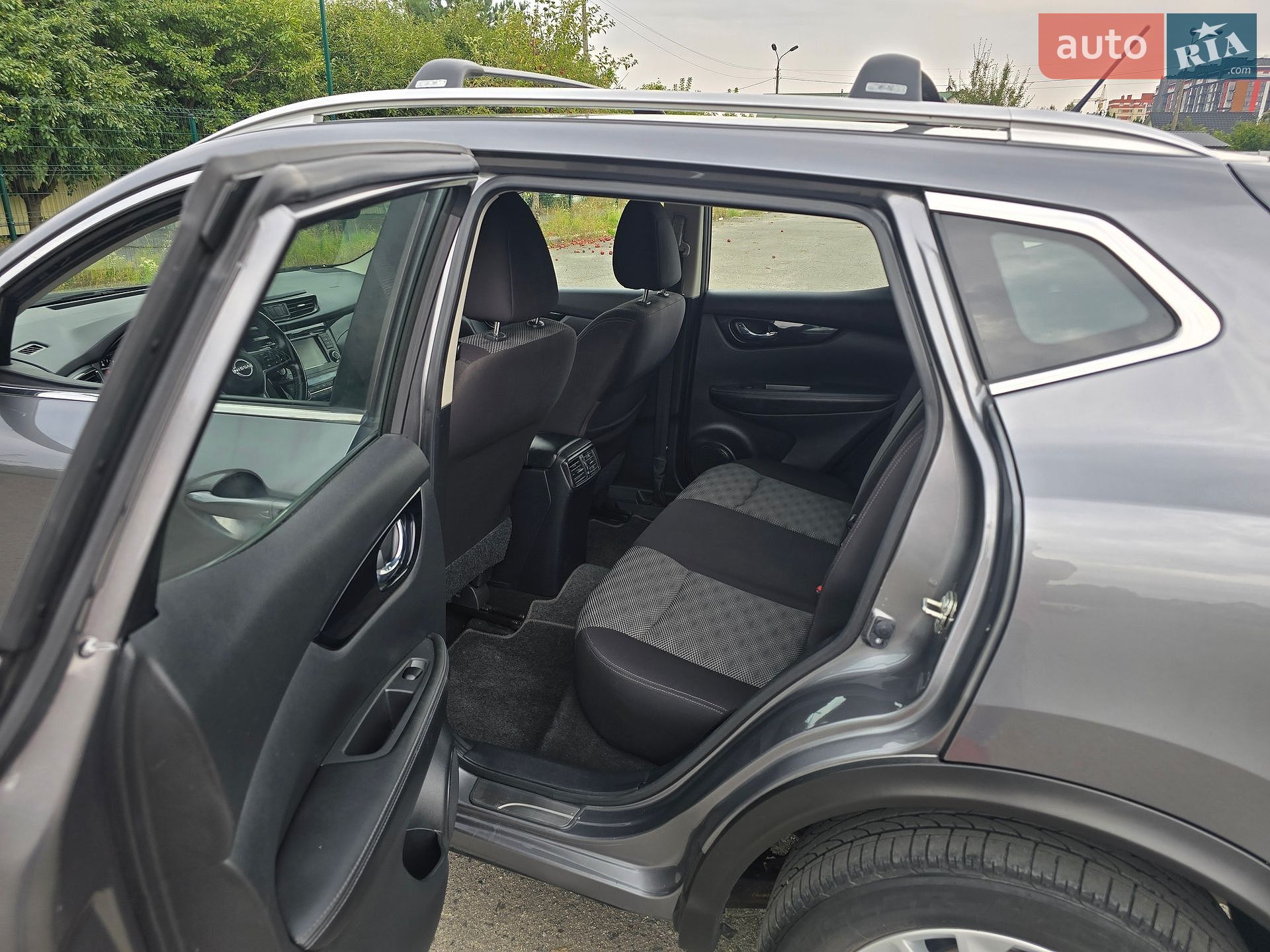 Nissan Rogue Sport 2019 VIN JN1BJ1CR3KW627137 фото оголошення 18 з 32