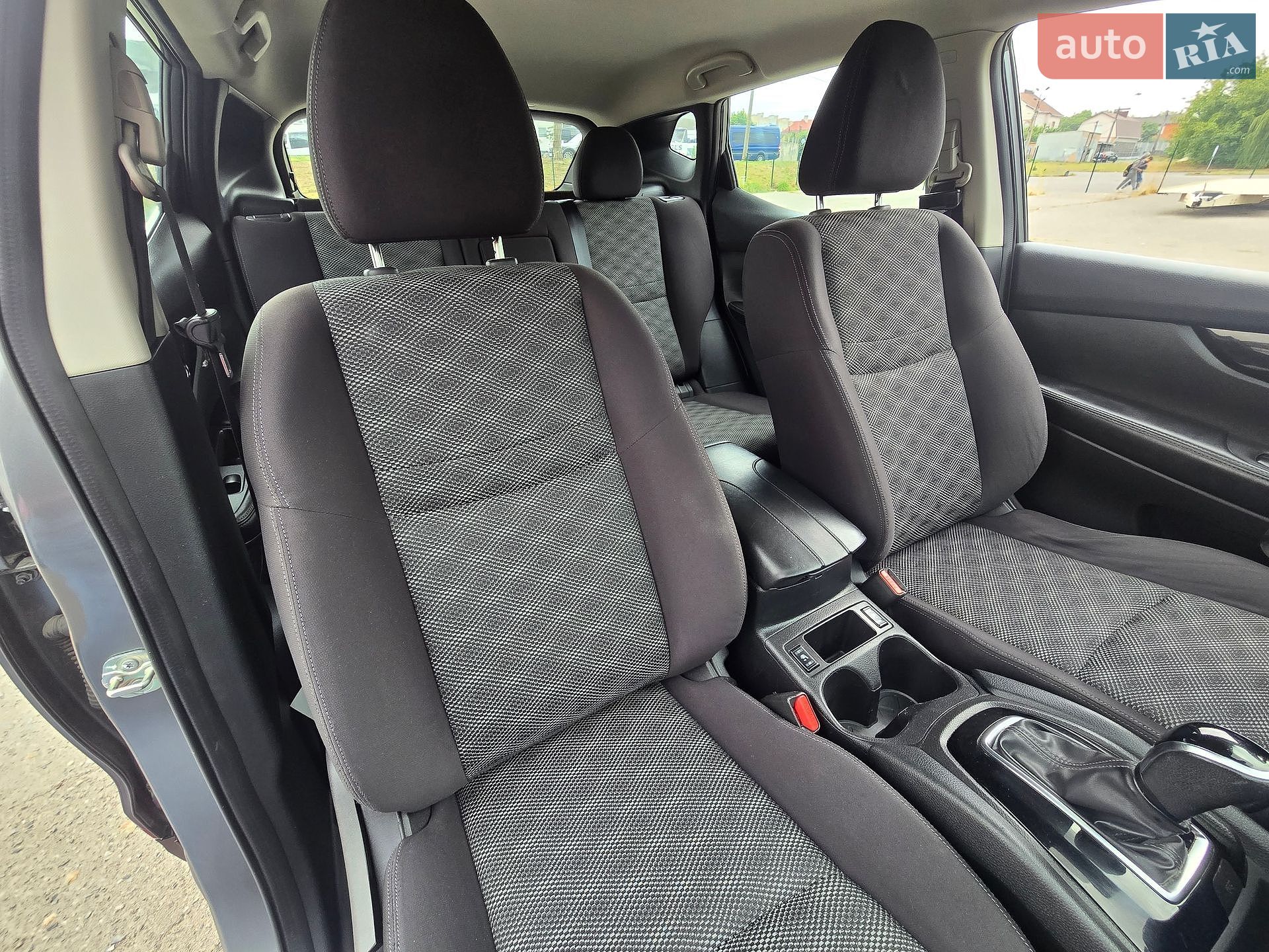 Nissan Rogue Sport 2019 VIN JN1BJ1CR3KW627137 фото оголошення 27 з 32
