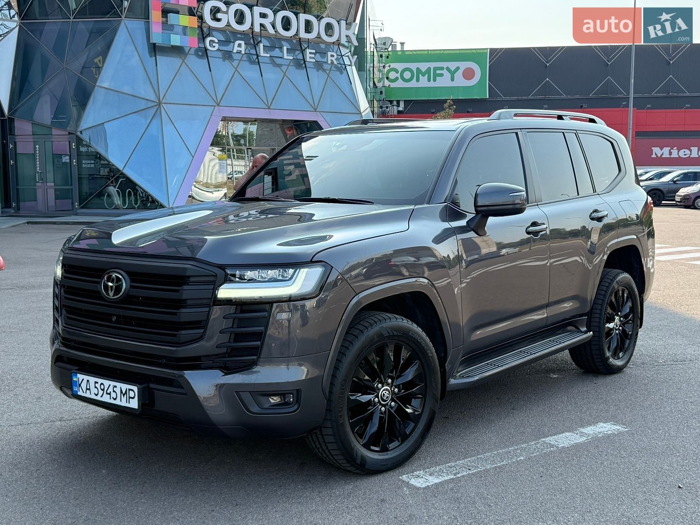 Toyota Land Cruiser 2023 VIN JTMAAABJ004040312 фото оголошення 3 з 36