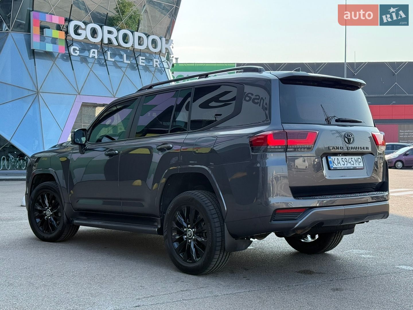 Toyota Land Cruiser 2023 VIN JTMAAABJ004040312 фото оголошення 9 з 36
