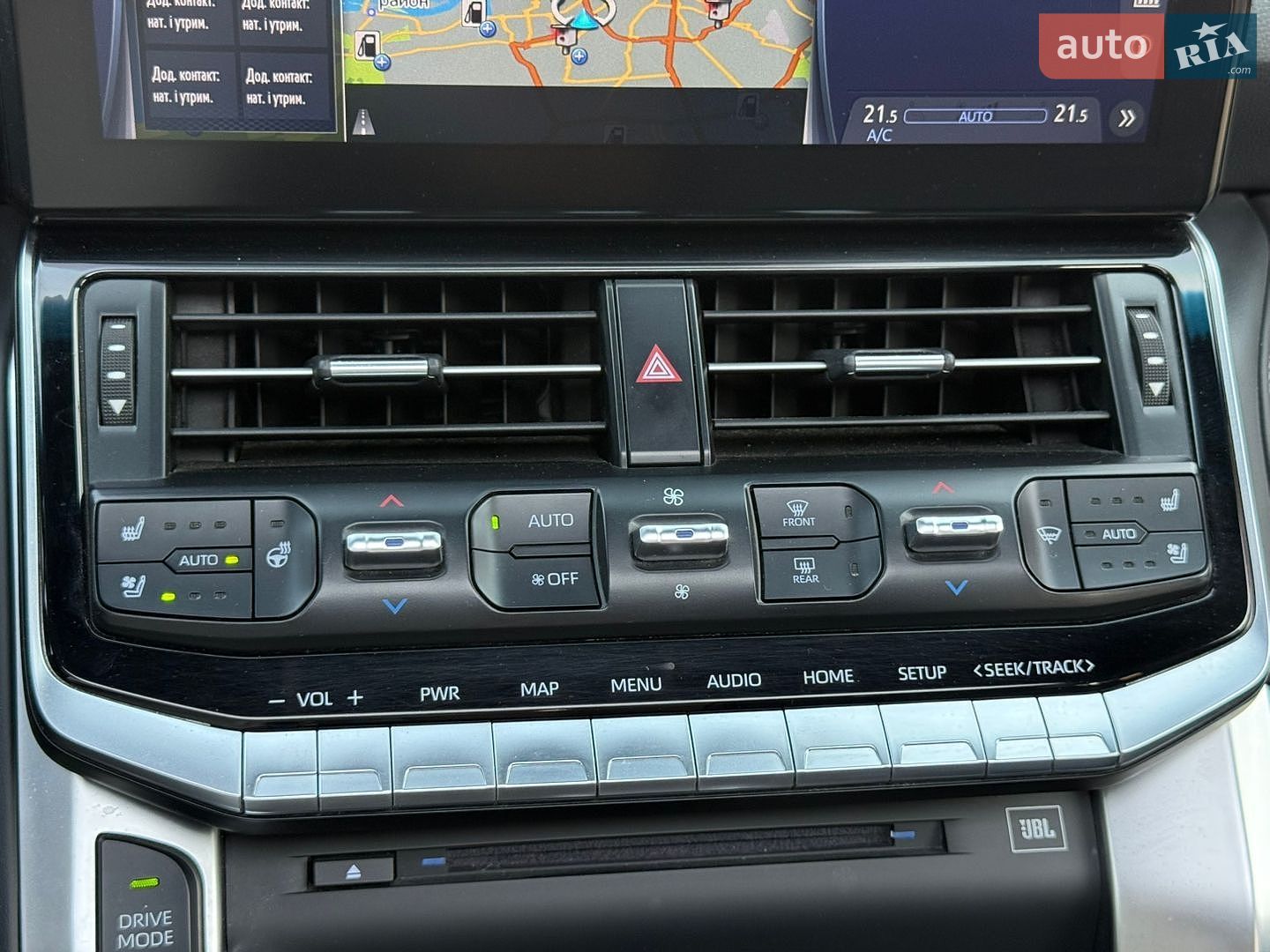Toyota Land Cruiser 2023 VIN JTMAAABJ004040312 фото оголошення 25 з 36