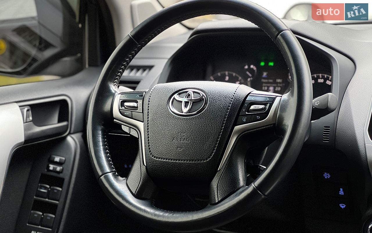 Toyota Land Cruiser Prado 2019 VIN JTEBR3FJ20K153351 фото оголошення 29 з 36