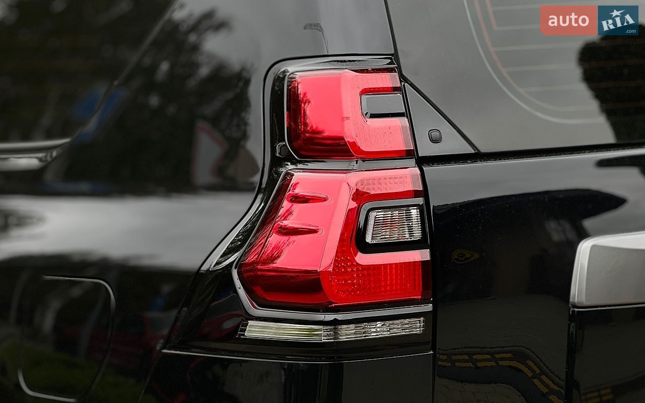 Toyota Land Cruiser Prado 2019 VIN JTEBR3FJ20K153351 фото оголошення 36 з 36