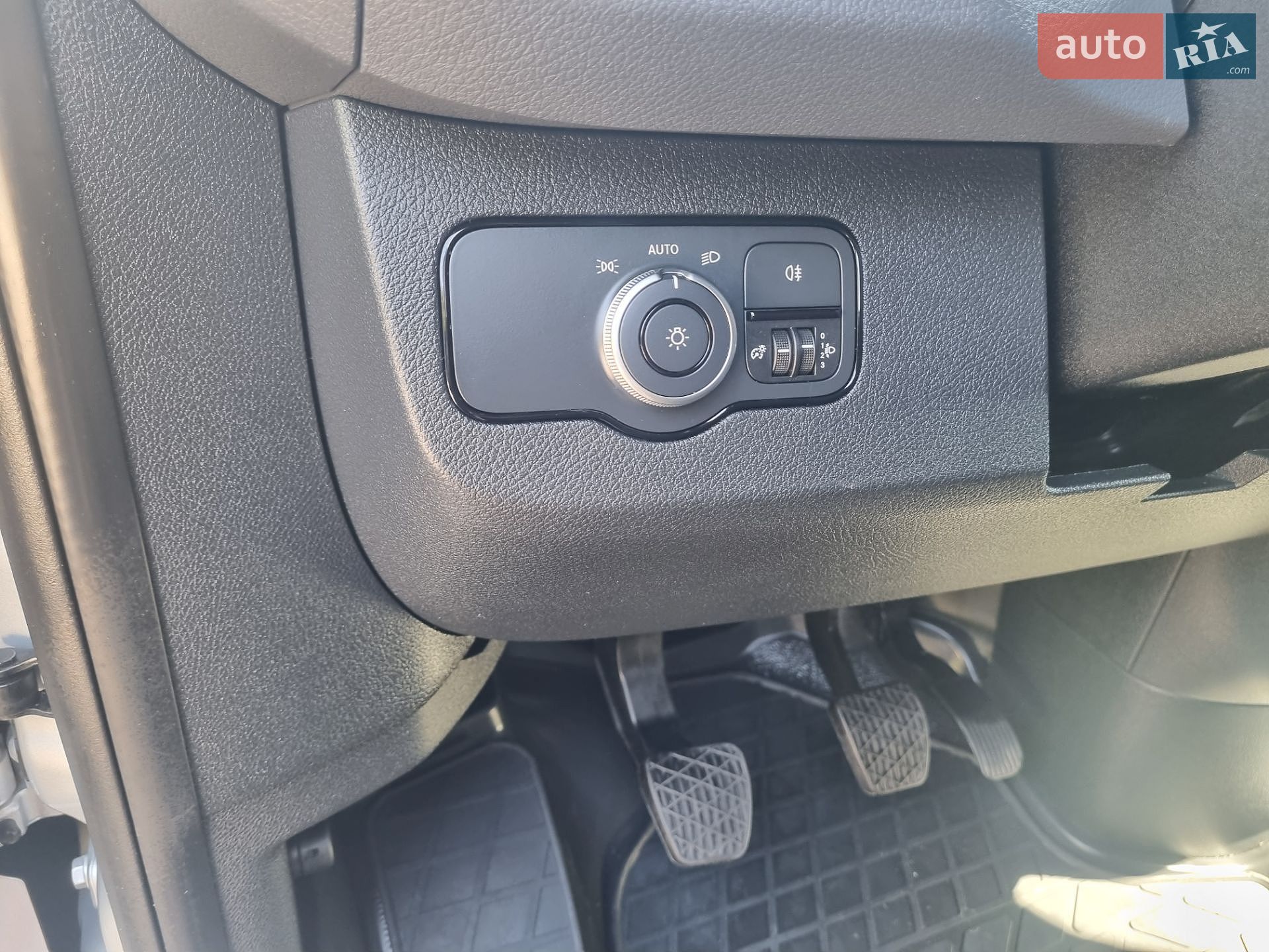 Mercedes-Benz Sprinter 2023 VIN W1V9076351P490551 фото оголошення 19 з 43