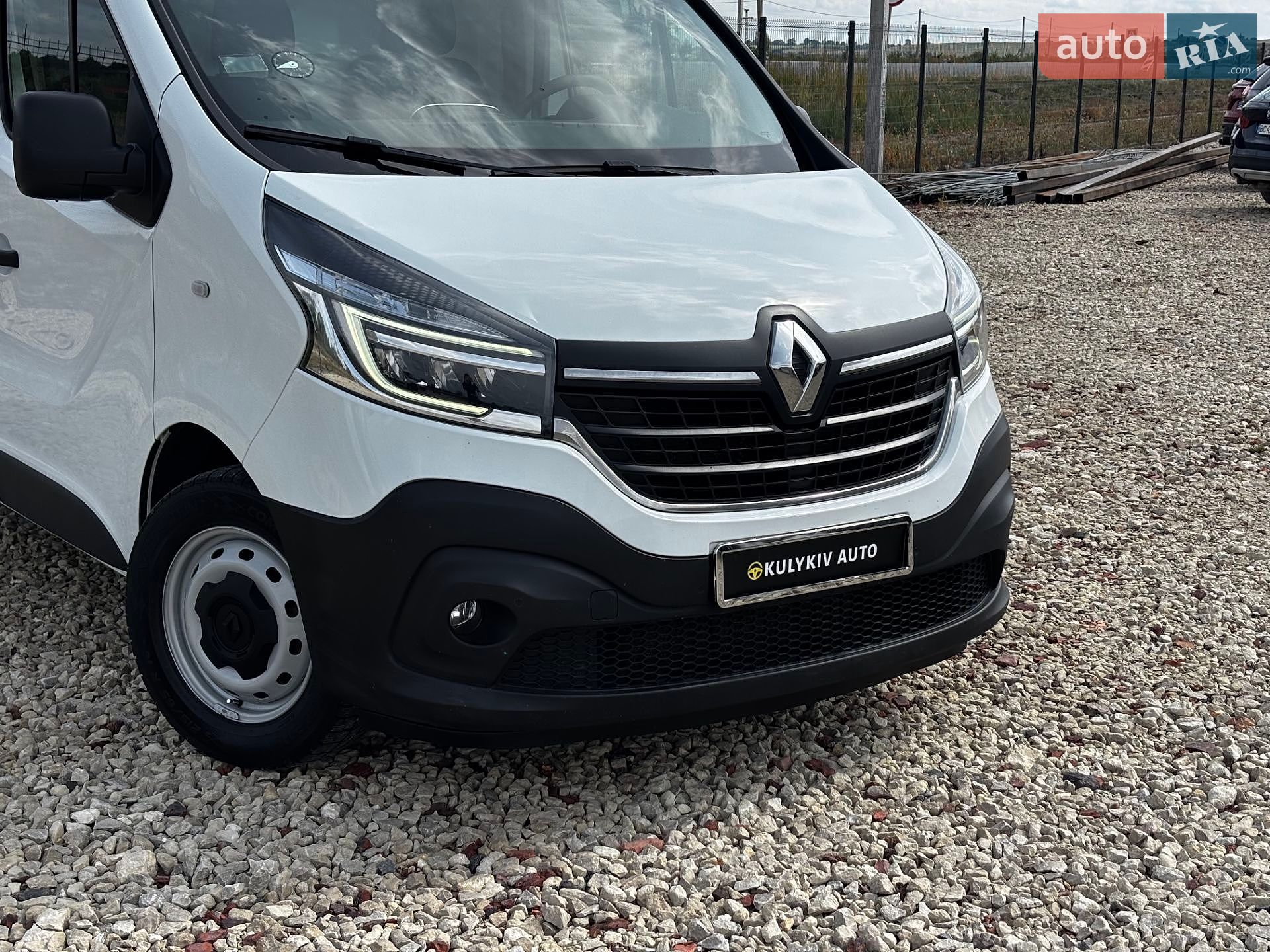 Renault Trafic 2020 VIN VF1FL000466804193 фото оголошення 2 з 28