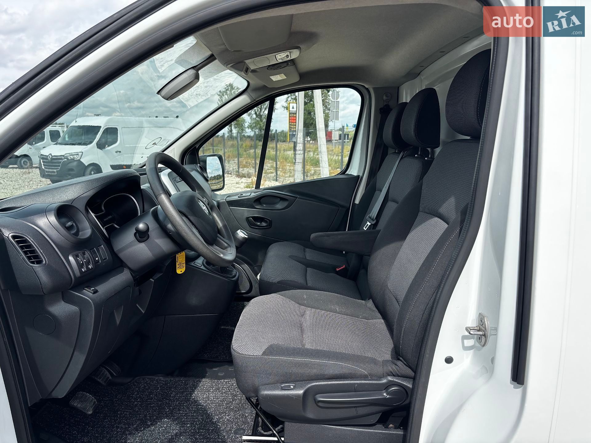 Renault Trafic 2020 VIN VF1FL000466804193 фото оголошення 16 з 28