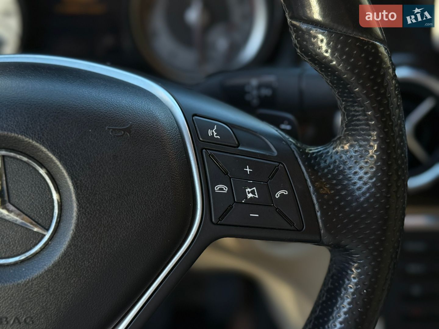 Mercedes-Benz GLA-Class 2014 VIN WDCTG4GBXFJ096854 фото оголошення 32 з 41