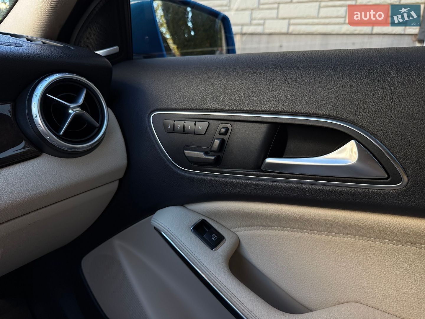 Mercedes-Benz GLA-Class 2014 VIN WDCTG4GBXFJ096854 фото оголошення 39 з 41
