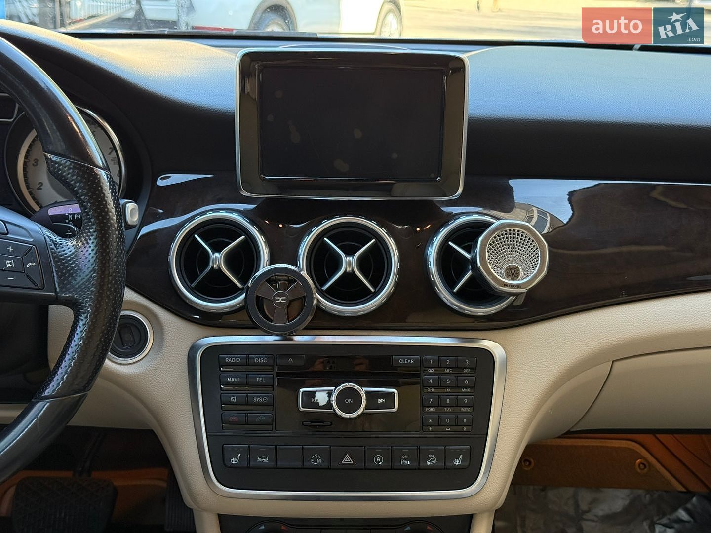 Mercedes-Benz GLA-Class 2014 VIN WDCTG4GBXFJ096854 фото оголошення 29 з 41