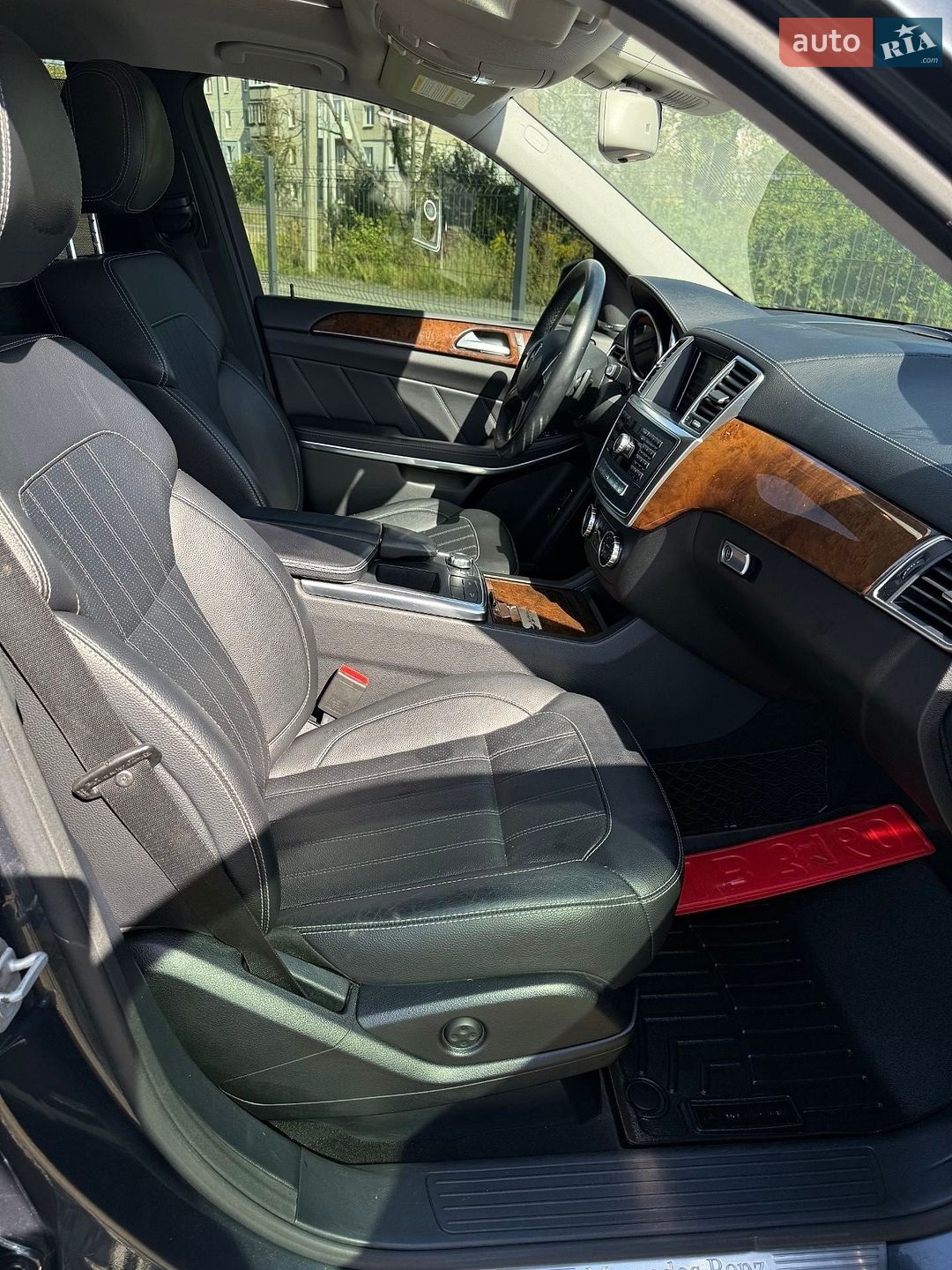 Mercedes-Benz GL-Class 2014 VIN 4JGDF2EE9EA398810 фото оголошення 28 з 53