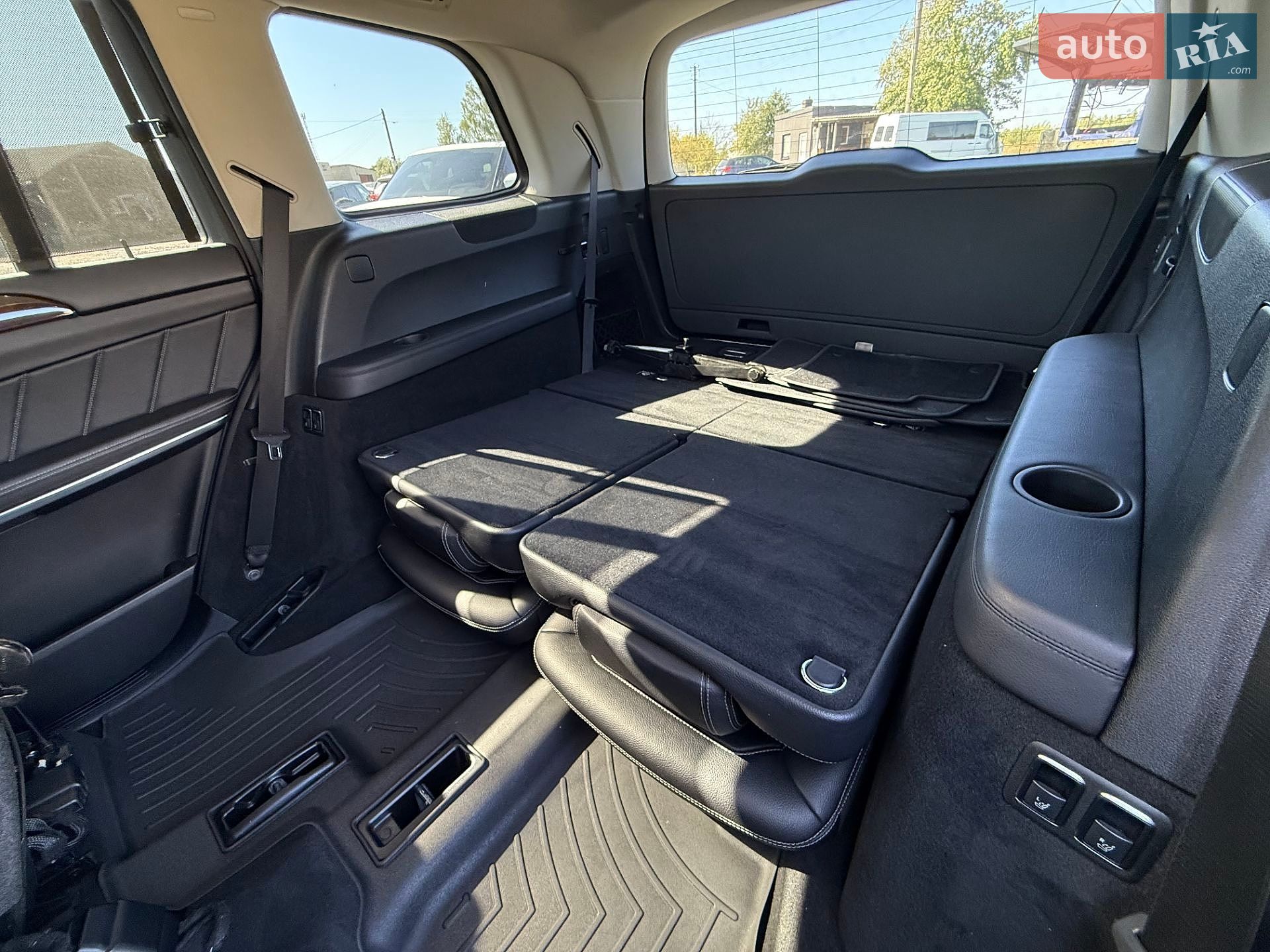 Mercedes-Benz GL-Class 2014 VIN 4JGDF2EE9EA398810 фото оголошення 35 з 53
