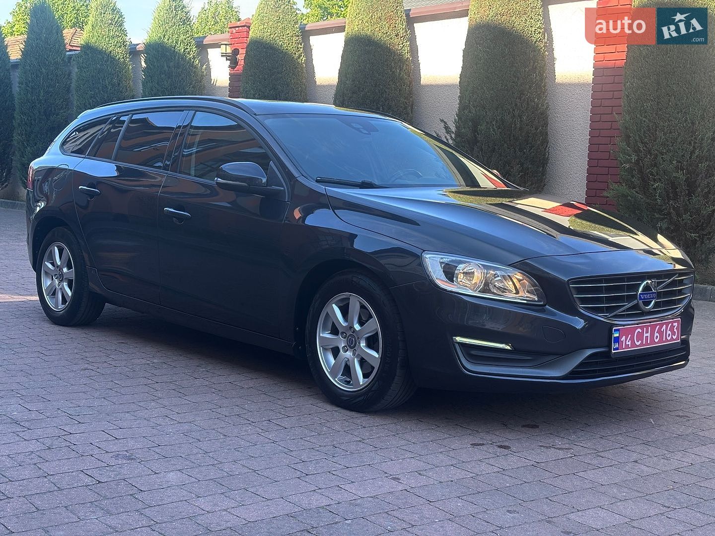 Volvo V60 2015 VIN YV1FW8481F1227219 фото оголошення 6 з 202