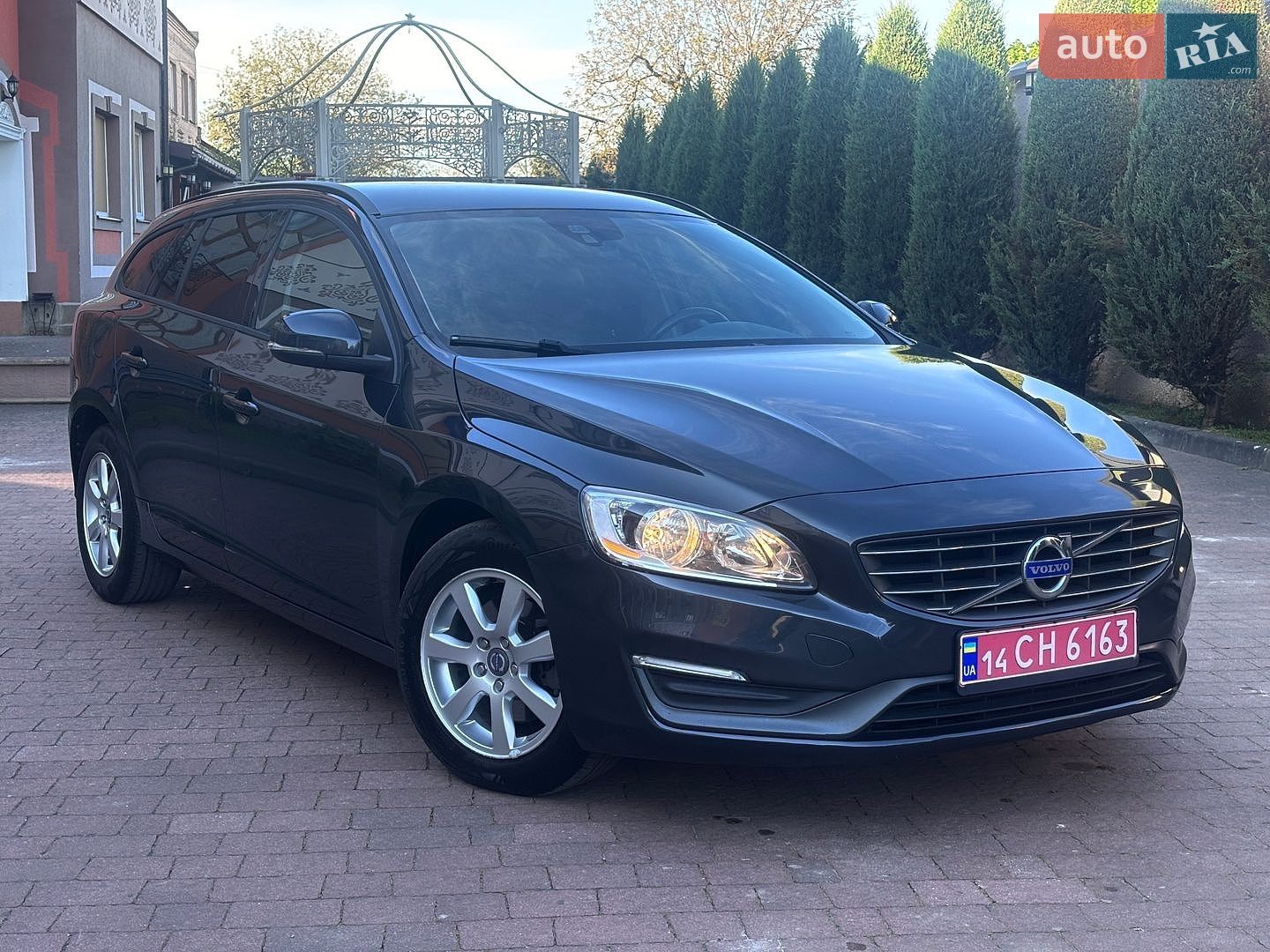 Volvo V60 2015 VIN YV1FW8481F1227219 фото оголошення 7 з 202