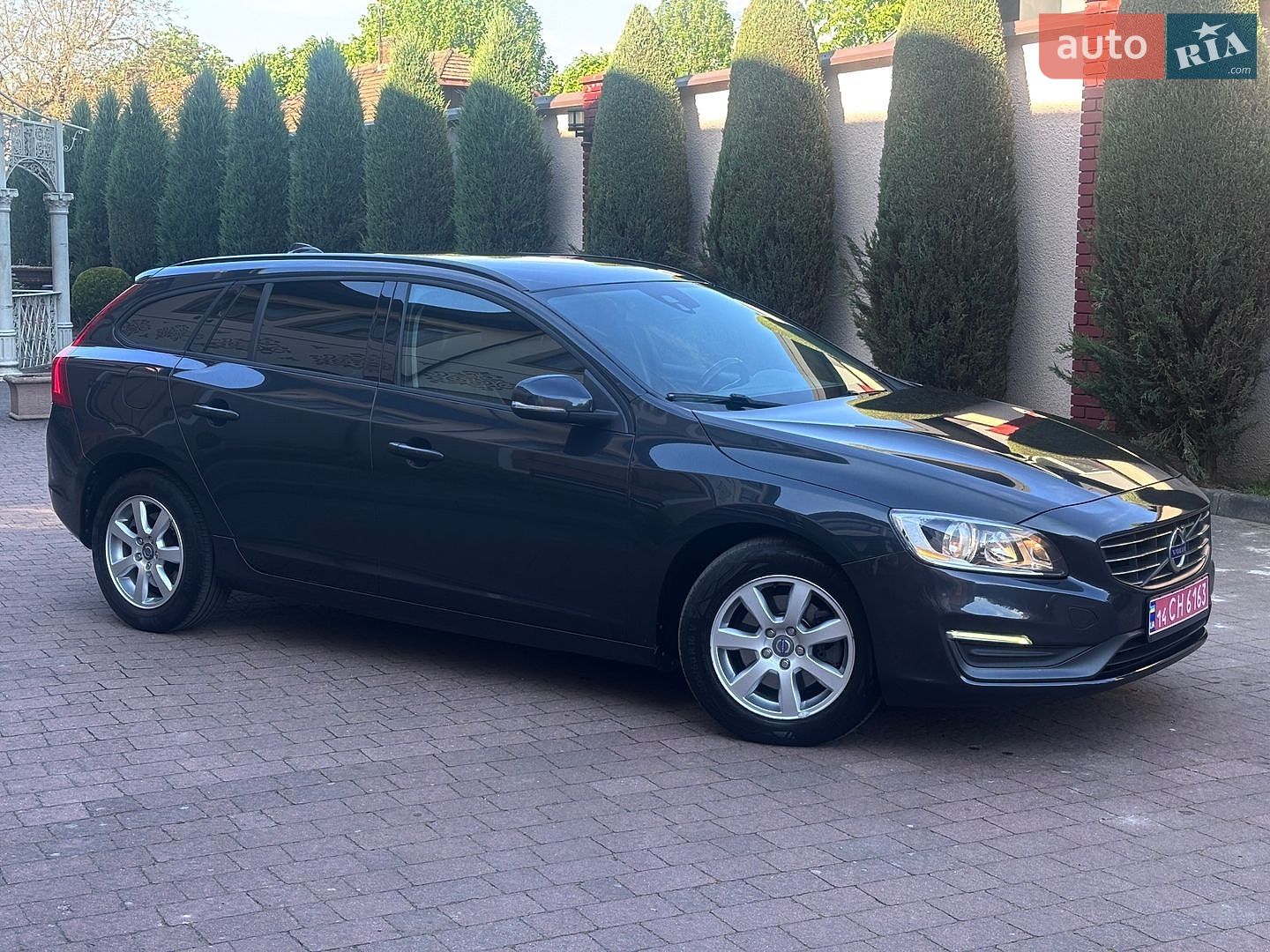 Volvo V60 2015 VIN YV1FW8481F1227219 фото оголошення 8 з 202