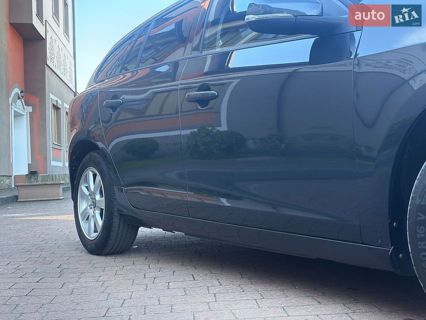Volvo V60 2015 VIN YV1FW8481F1227219 фото оголошення 21 з 202
