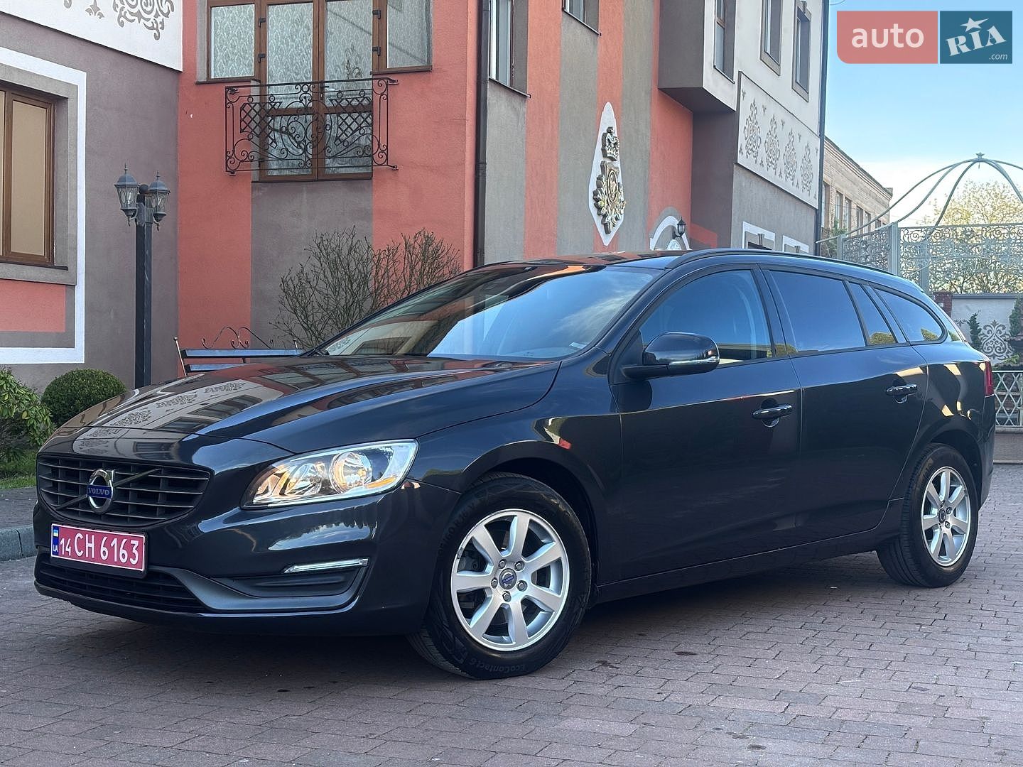 Volvo V60 2015 VIN YV1FW8481F1227219 фото оголошення 26 з 202