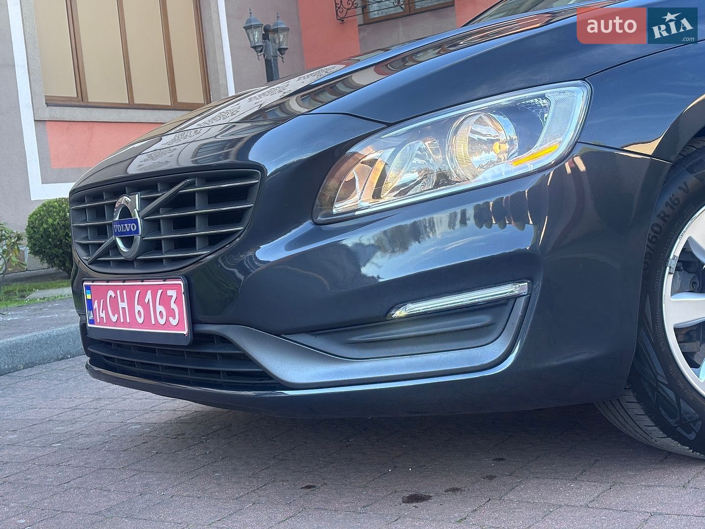 Volvo V60 2015 VIN YV1FW8481F1227219 фото оголошення 35 з 202