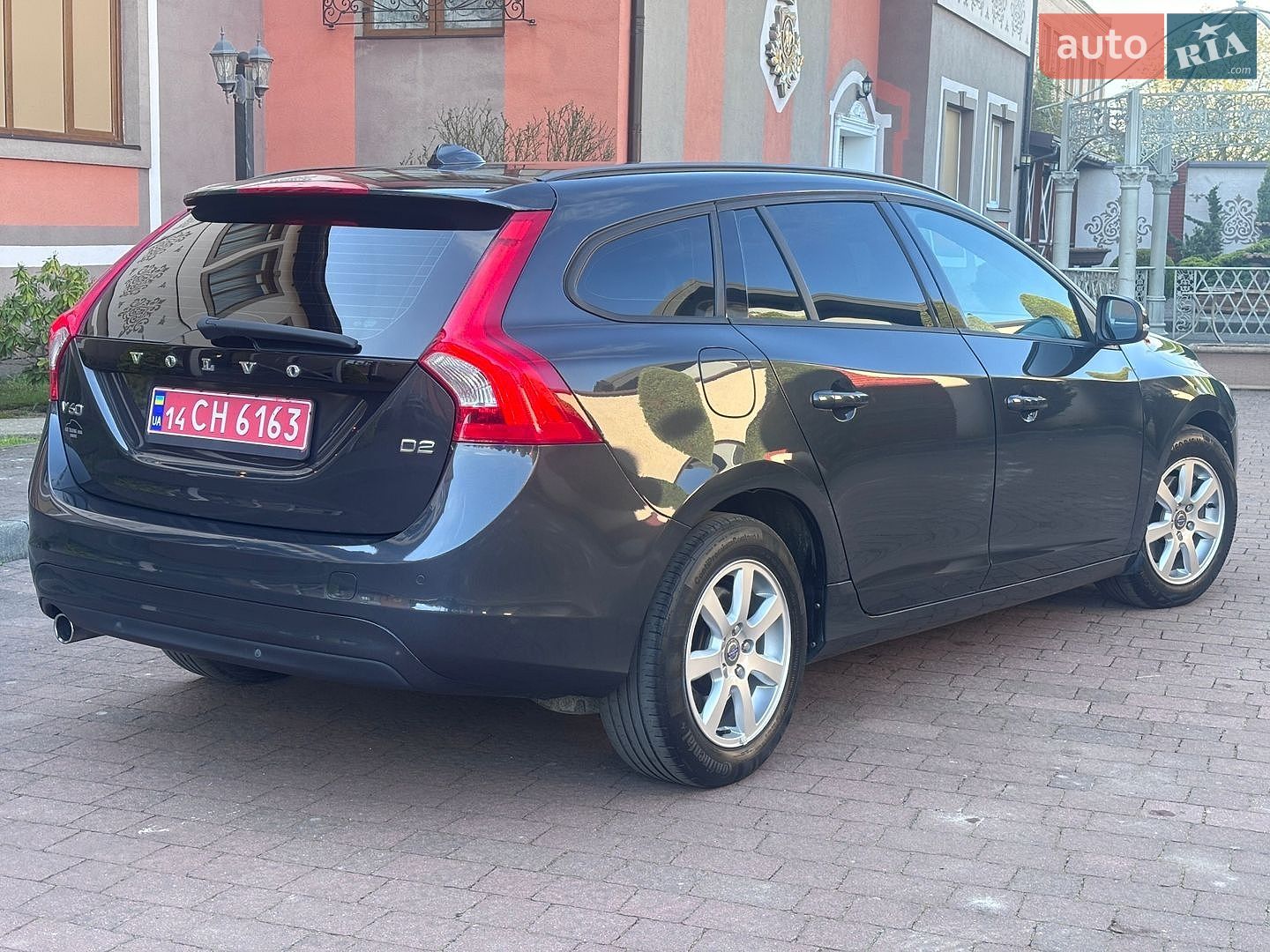 Volvo V60 2015 VIN YV1FW8481F1227219 фото оголошення 71 з 202
