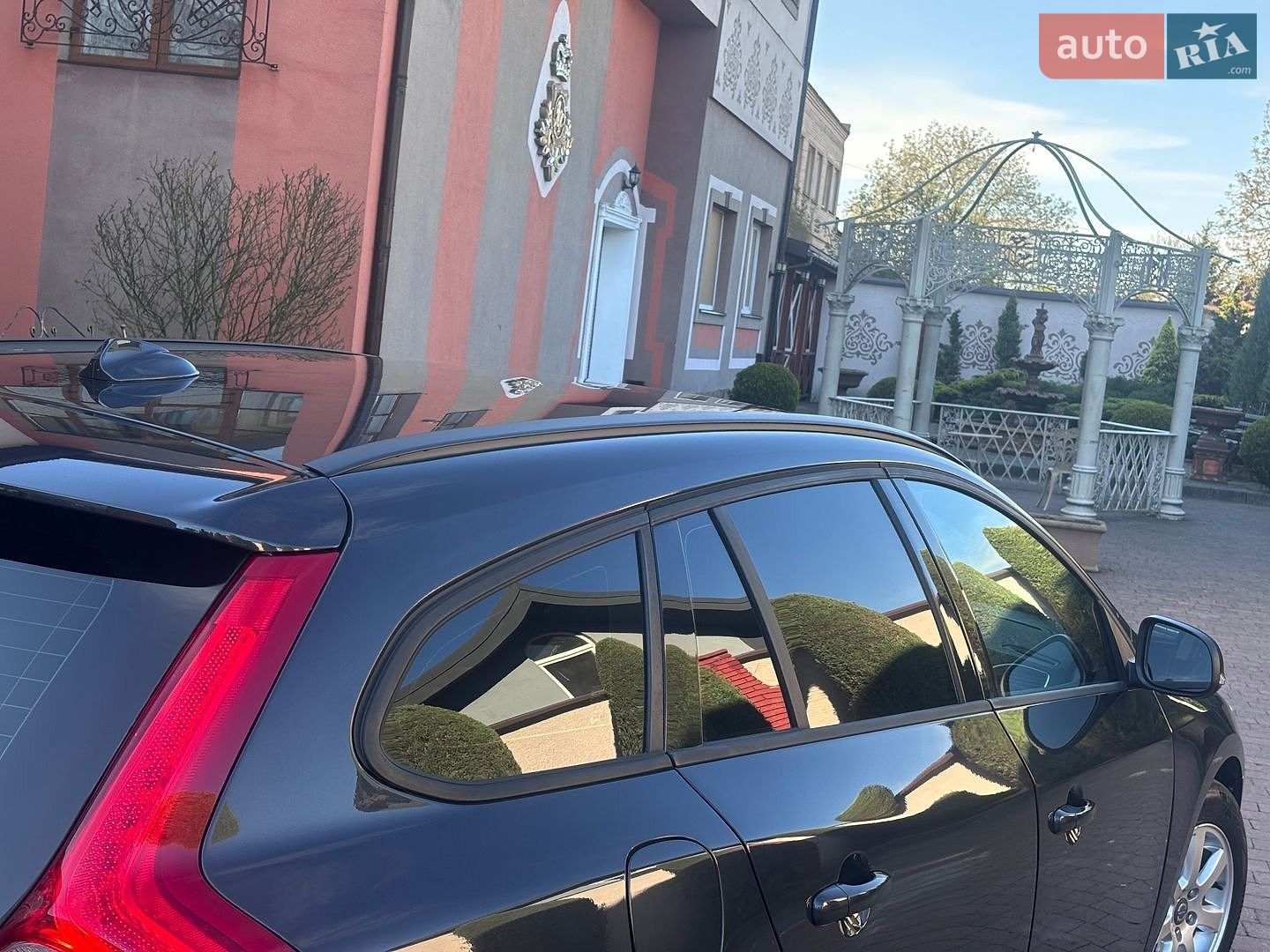 Volvo V60 2015 VIN YV1FW8481F1227219 фото оголошення 85 з 202