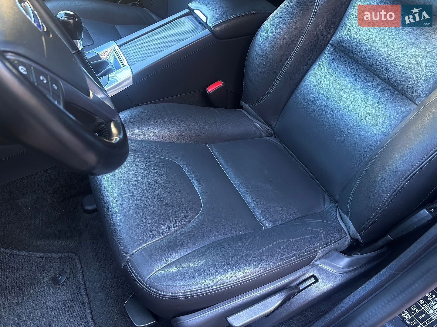 Volvo V60 2015 VIN YV1FW8481F1227219 фото оголошення 95 з 202