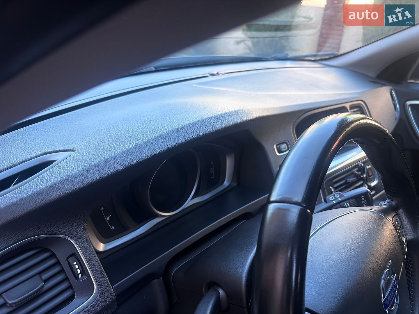 Volvo V60 2015 VIN YV1FW8481F1227219 фото оголошення 97 з 202