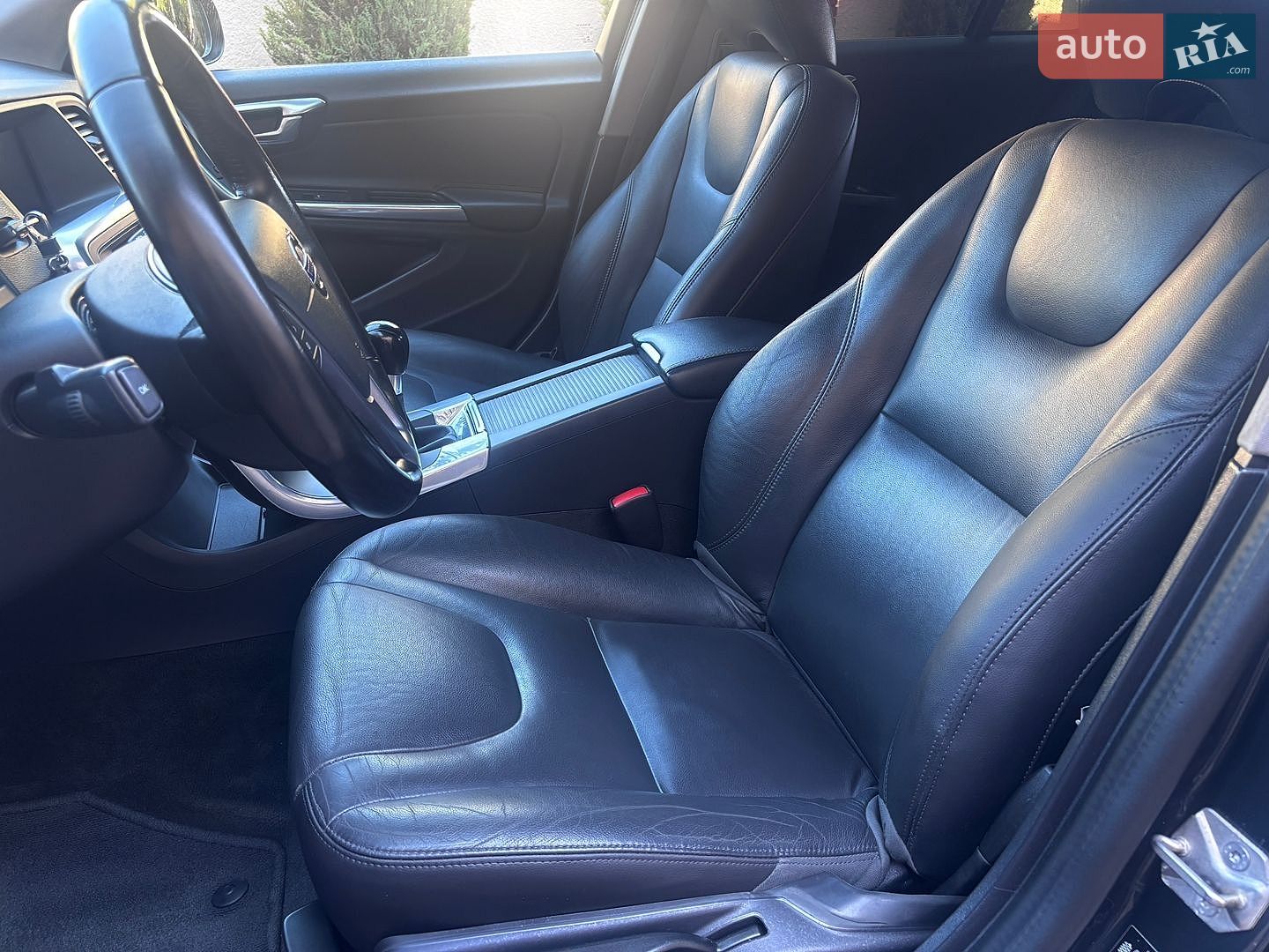 Volvo V60 2015 VIN YV1FW8481F1227219 фото оголошення 96 з 202