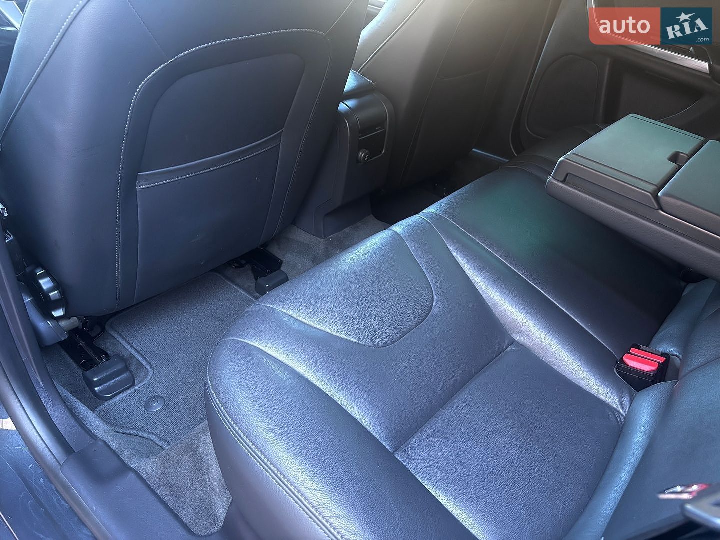 Volvo V60 2015 VIN YV1FW8481F1227219 фото оголошення 104 з 202