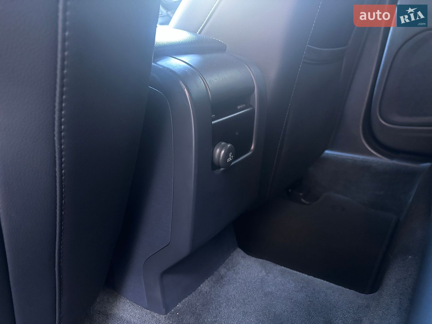 Volvo V60 2015 VIN YV1FW8481F1227219 фото оголошення 114 з 202