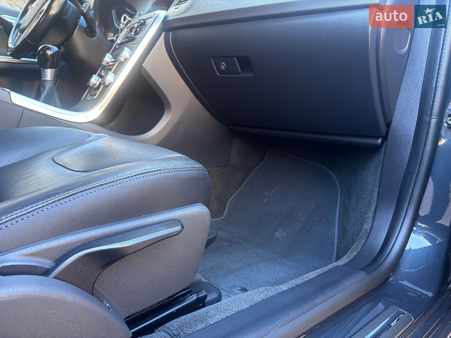 Volvo V60 2015 VIN YV1FW8481F1227219 фото оголошення 144 з 202