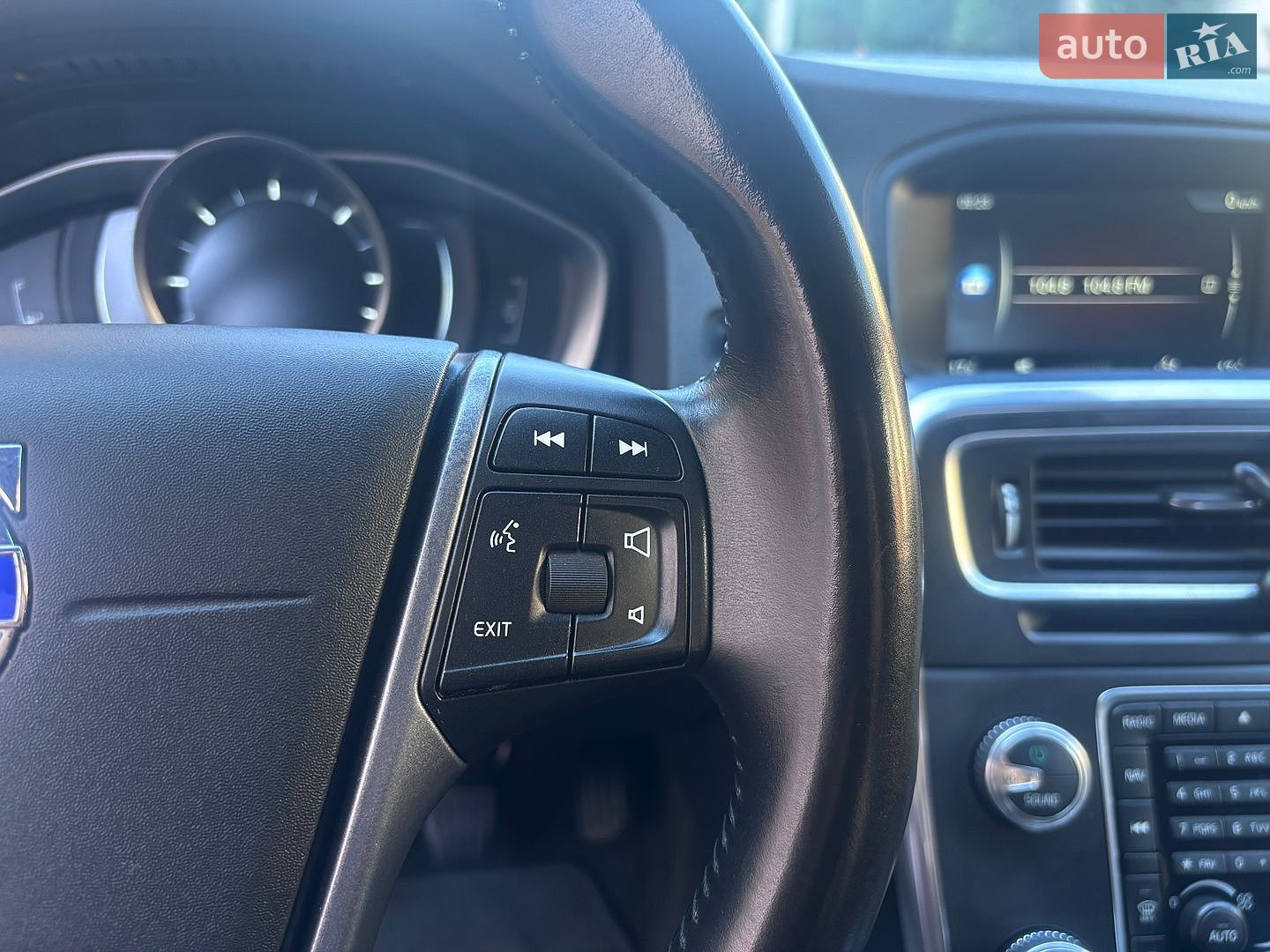 Volvo V60 2015 VIN YV1FW8481F1227219 фото оголошення 152 з 202