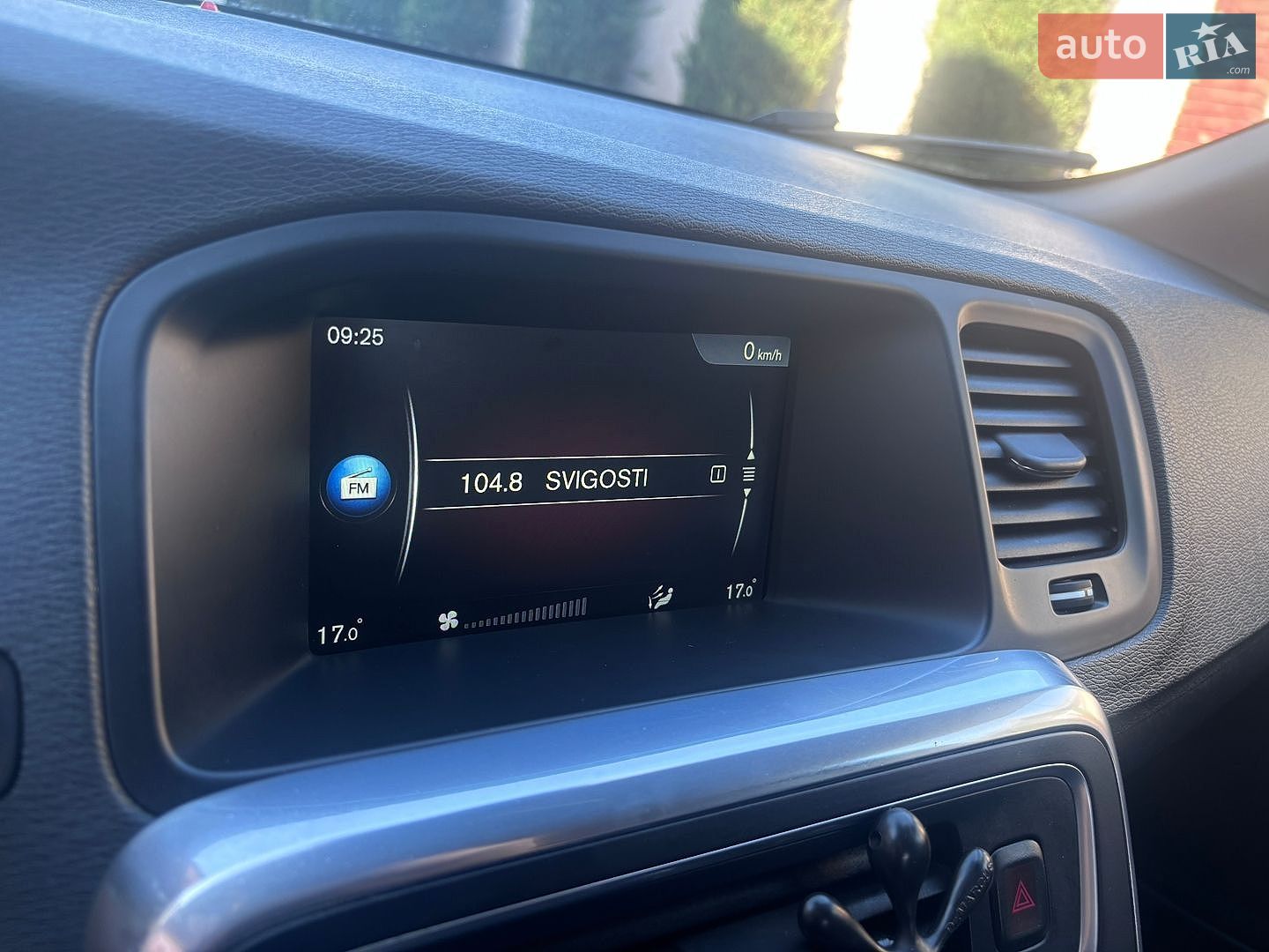 Volvo V60 2015 VIN YV1FW8481F1227219 фото оголошення 163 з 202