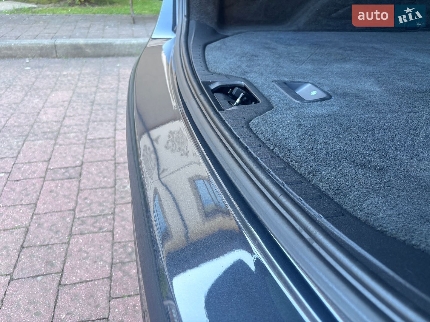 Volvo V60 2015 VIN YV1FW8481F1227219 фото оголошення 188 з 202